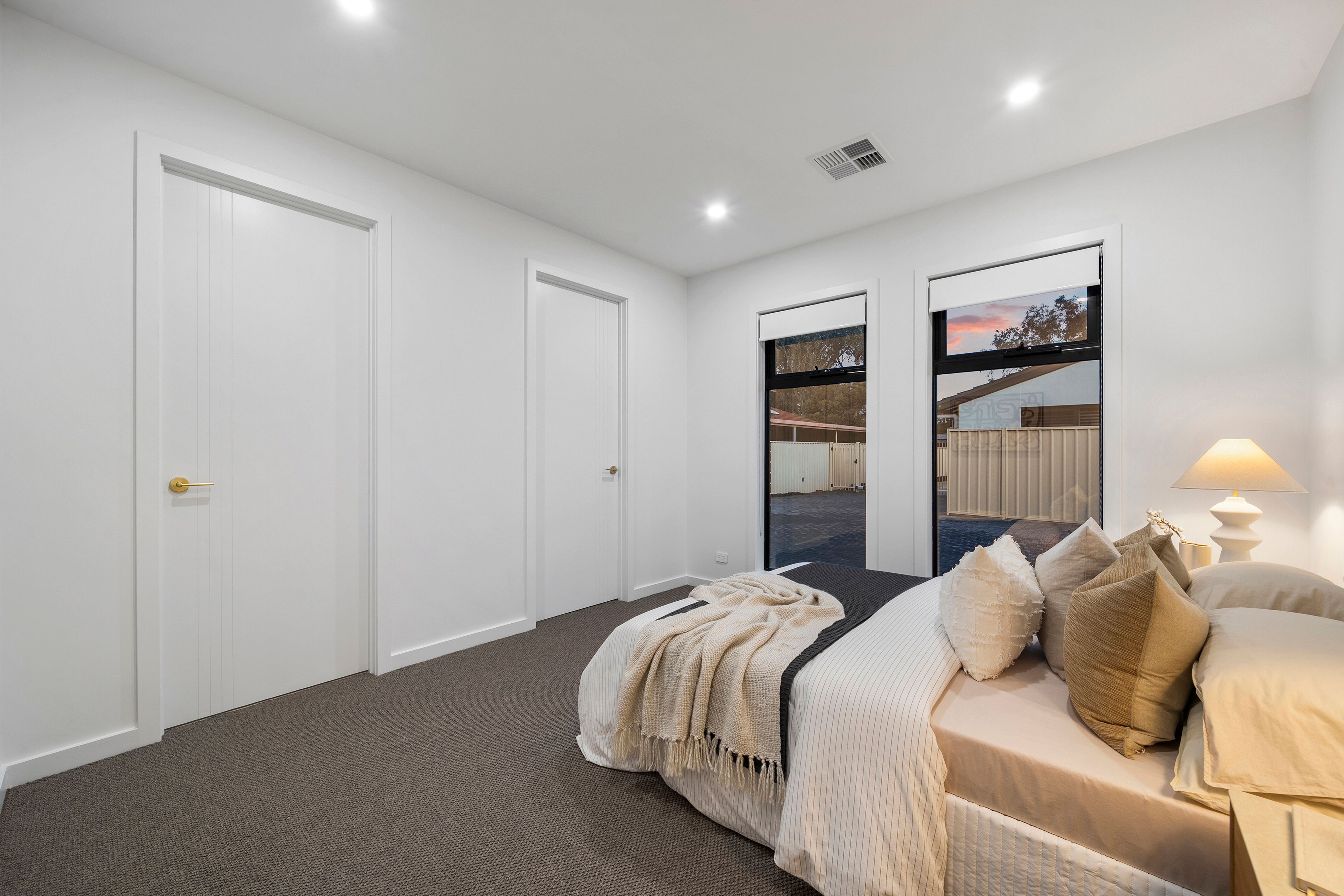 10A Closeburn Crescent — photo 12 of 20