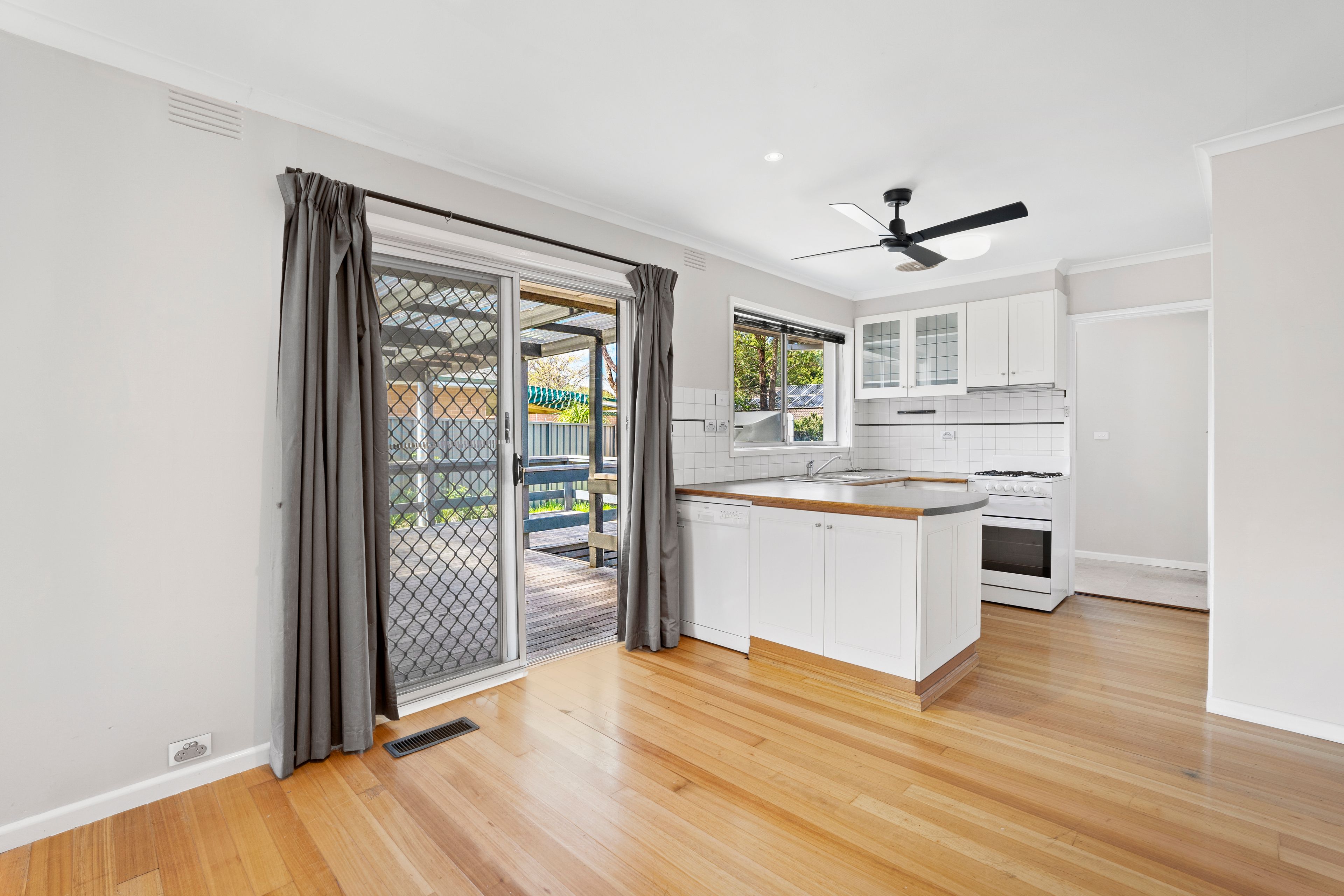 2 Fuchsia Street, Ferntree Gully, VIC 3156