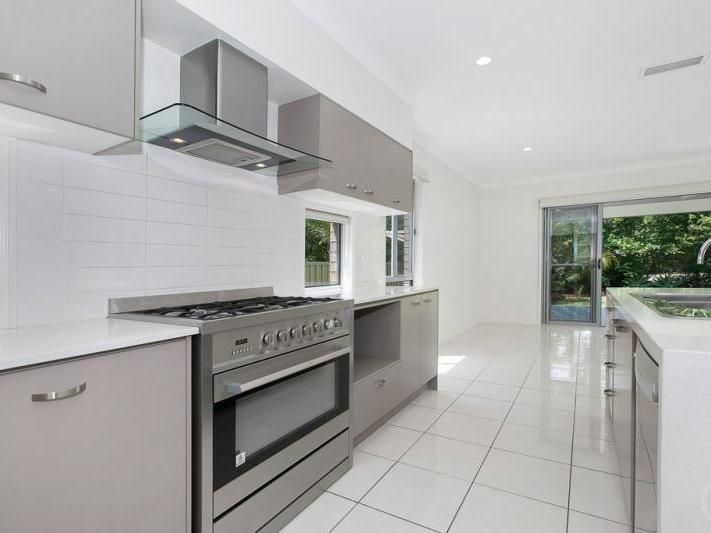 14 Wallin Street, Kedron, QLD 4031