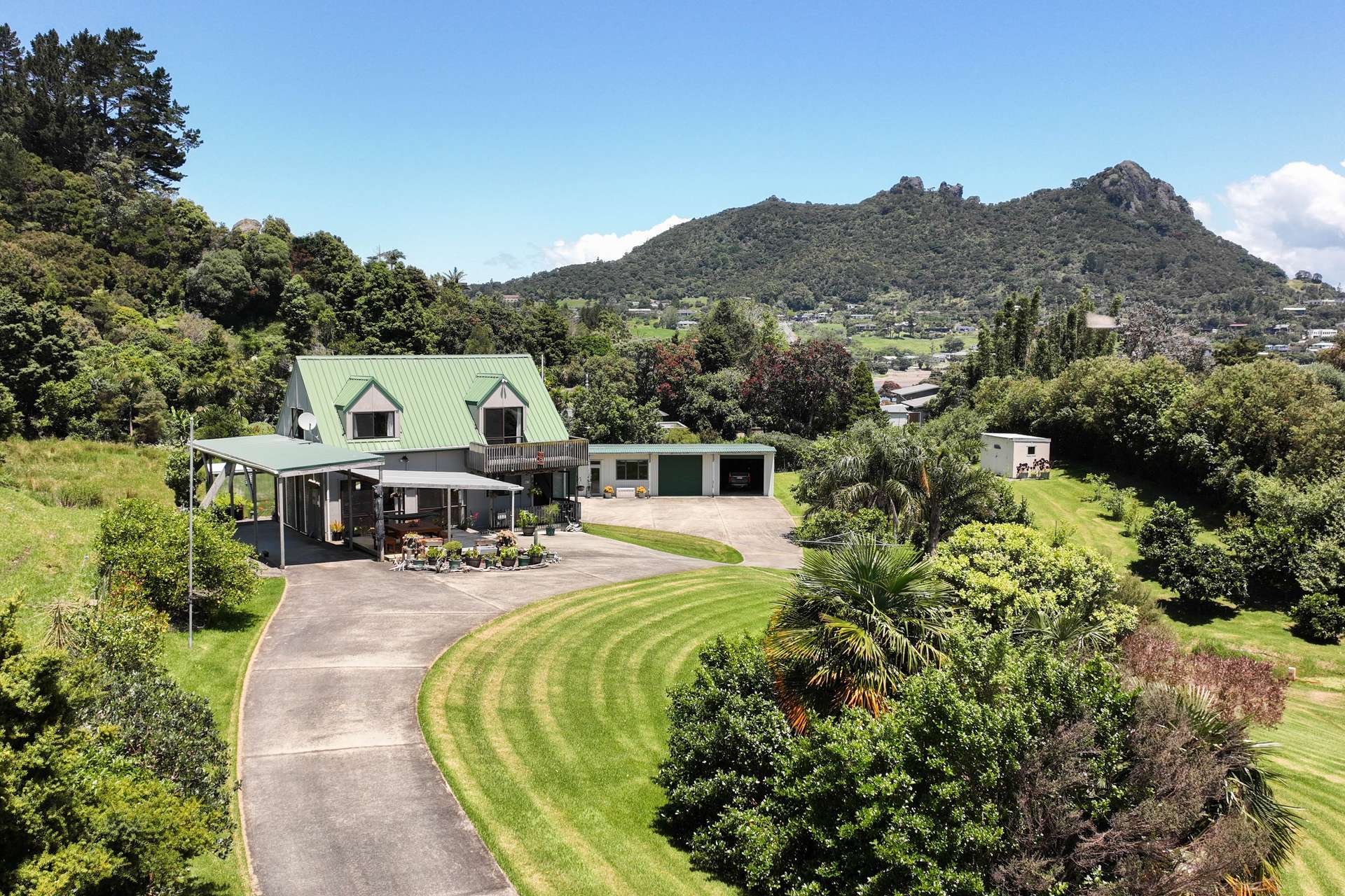 1981 Whangarei Heads Road photo 1