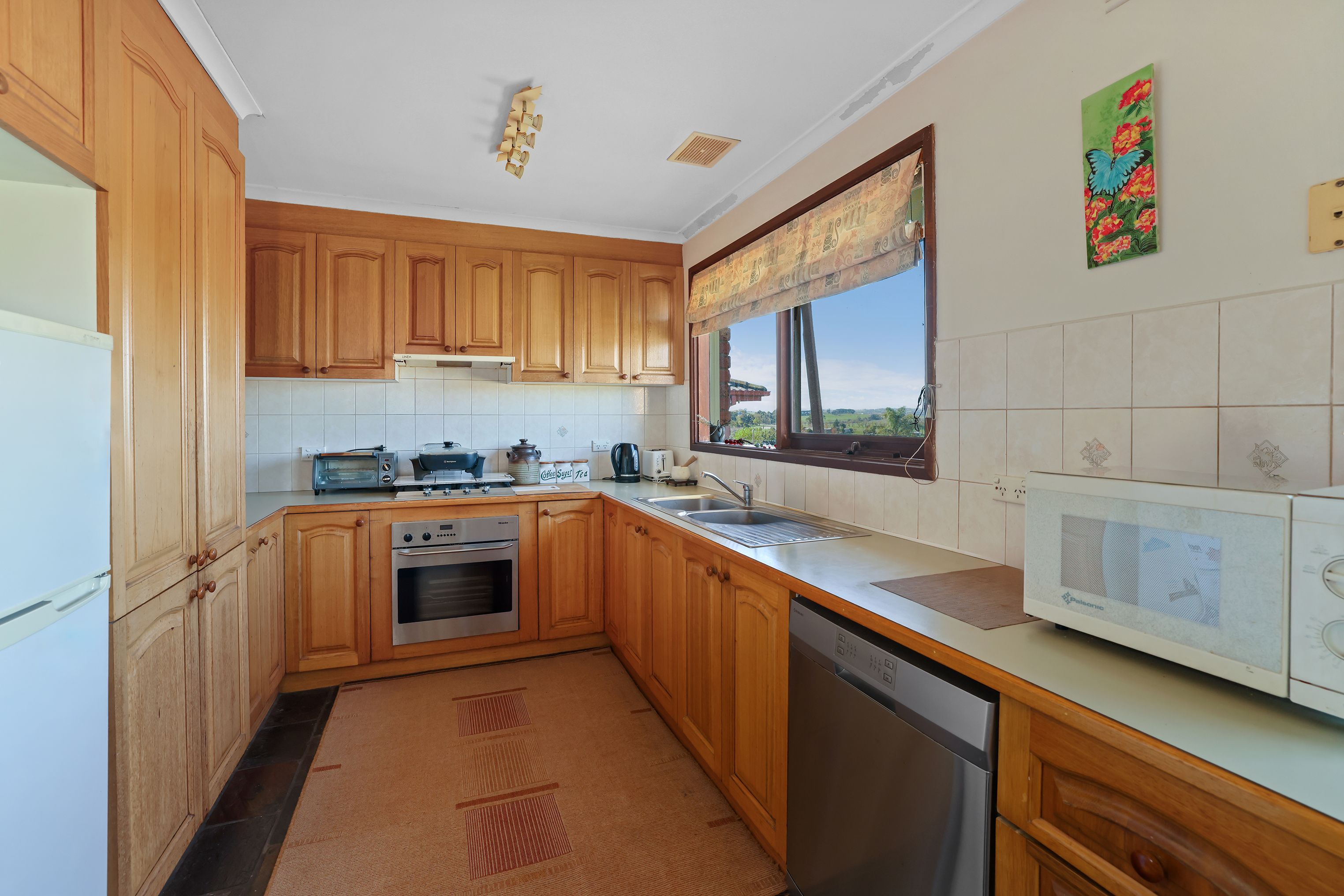 79 Horn Street — photo 4 of 17