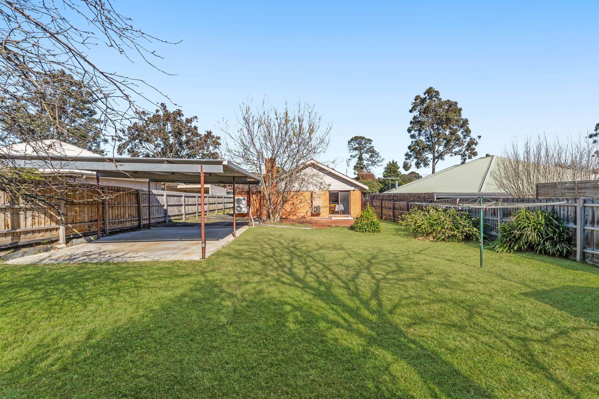 135 Kanooka Road — photo 6 of 10