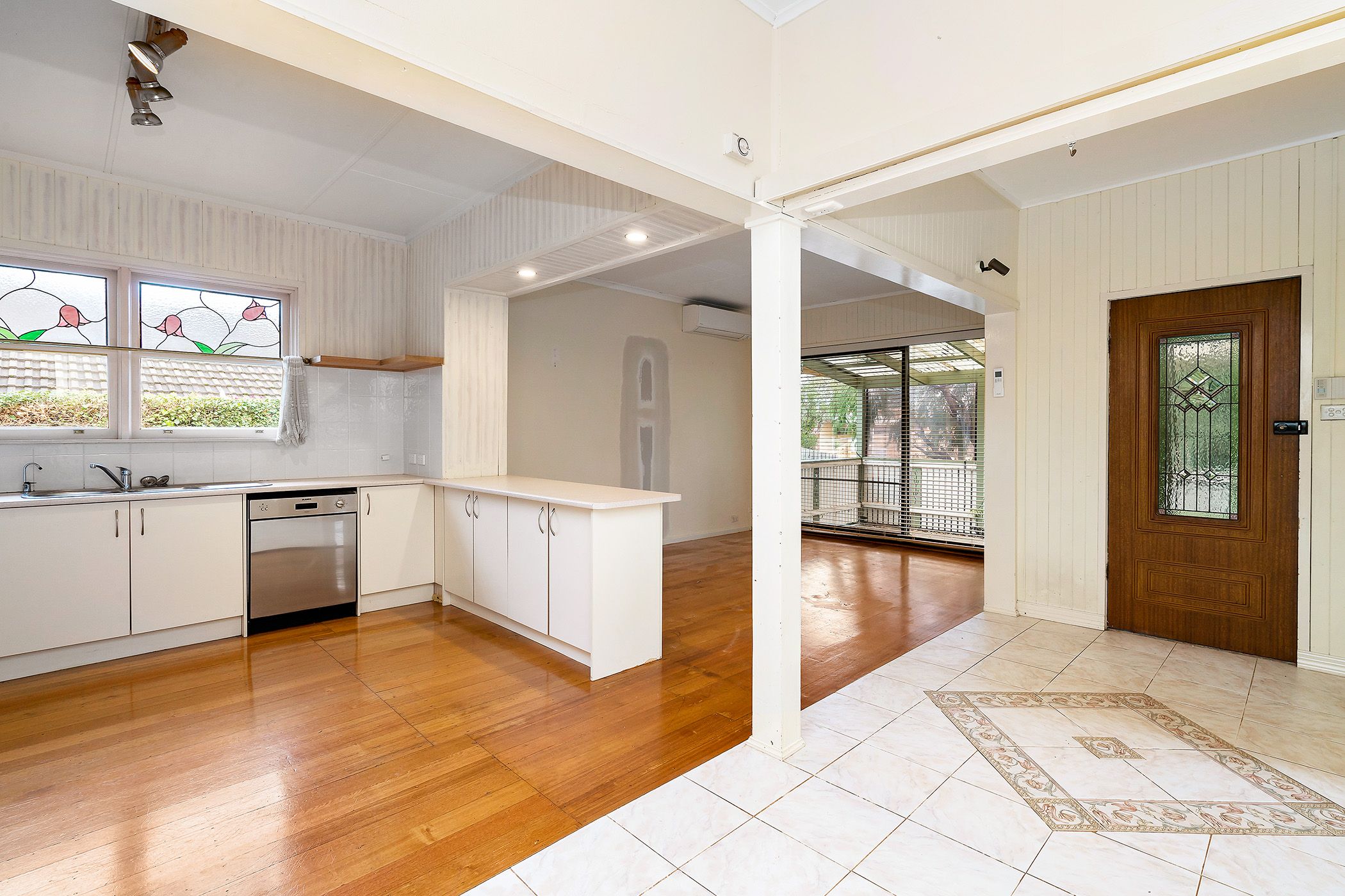 30 Larool Crescent, Seaford, VIC 3198