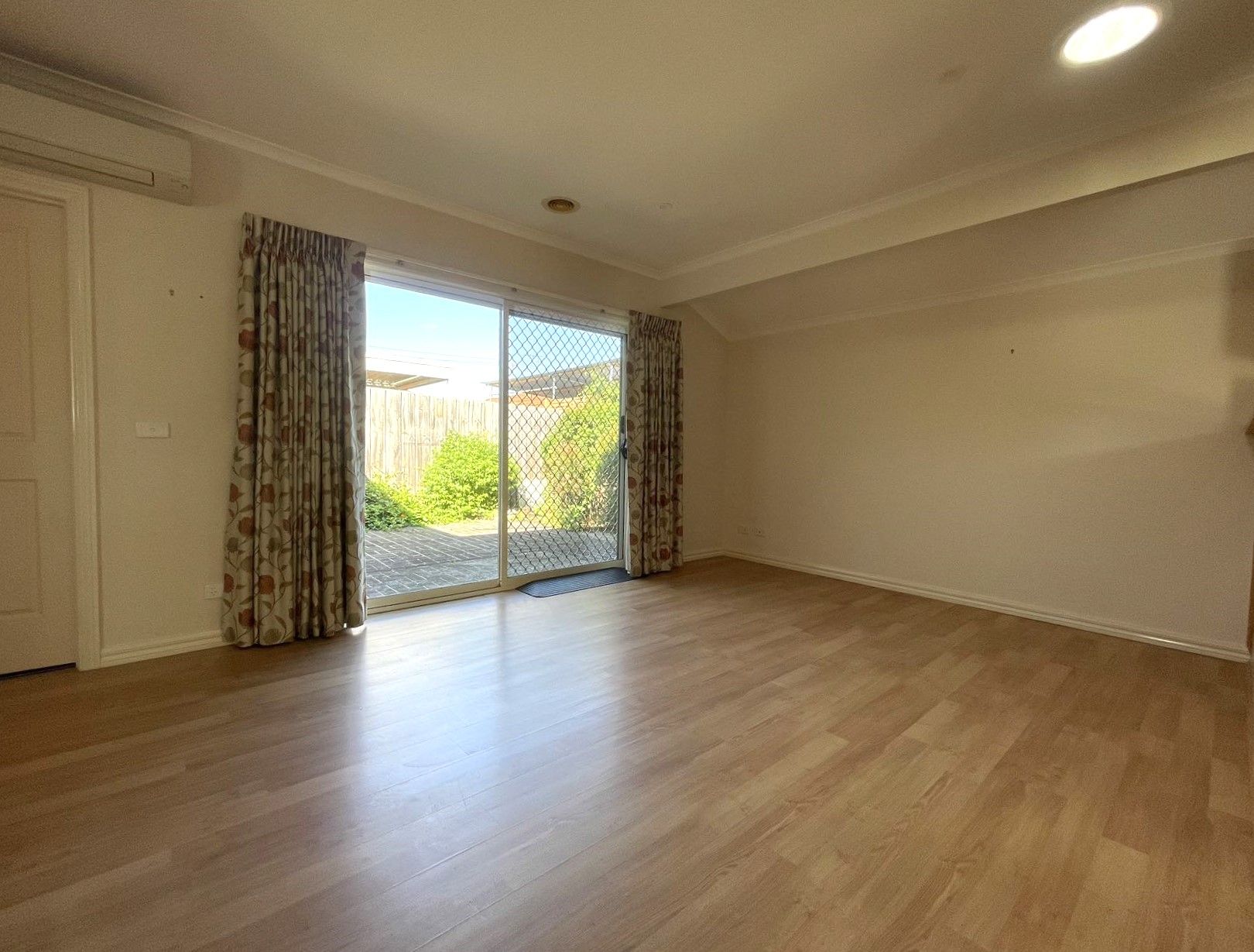 5D Davis Street, Preston, VIC 3072
