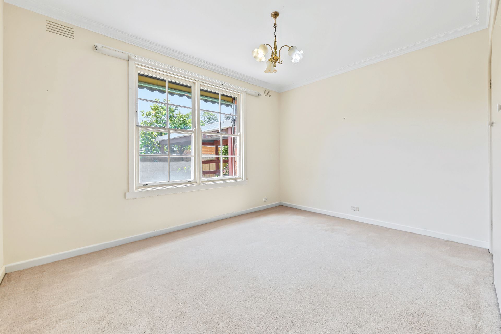 63 Barter Crescent — photo 8 of 18