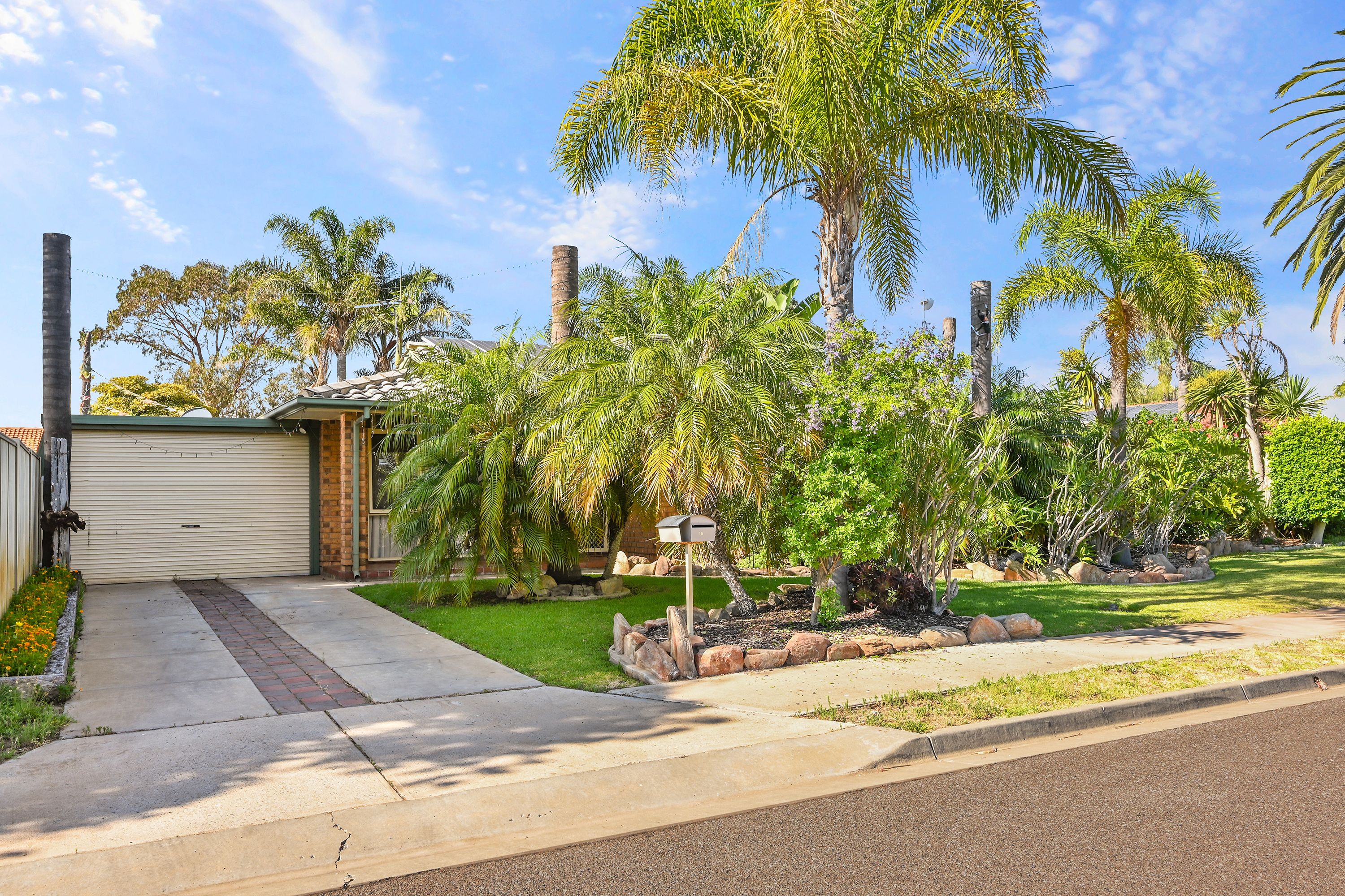 15 Poseidon Court, Osborne SA 5017