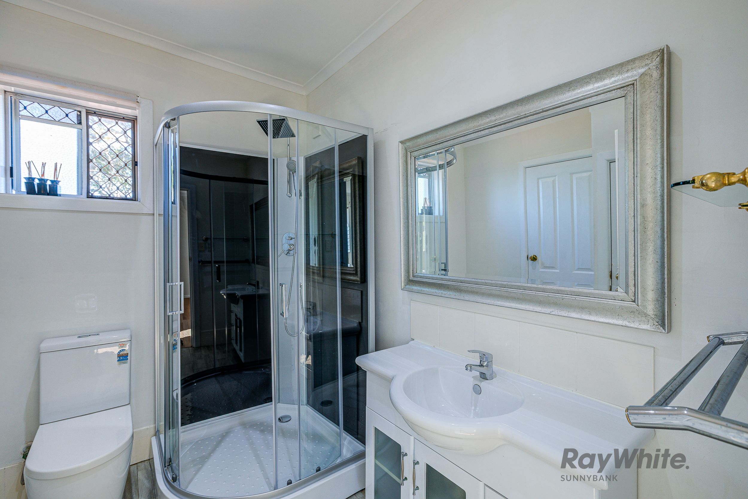 28 Tolverne Street — photo 11 of 15