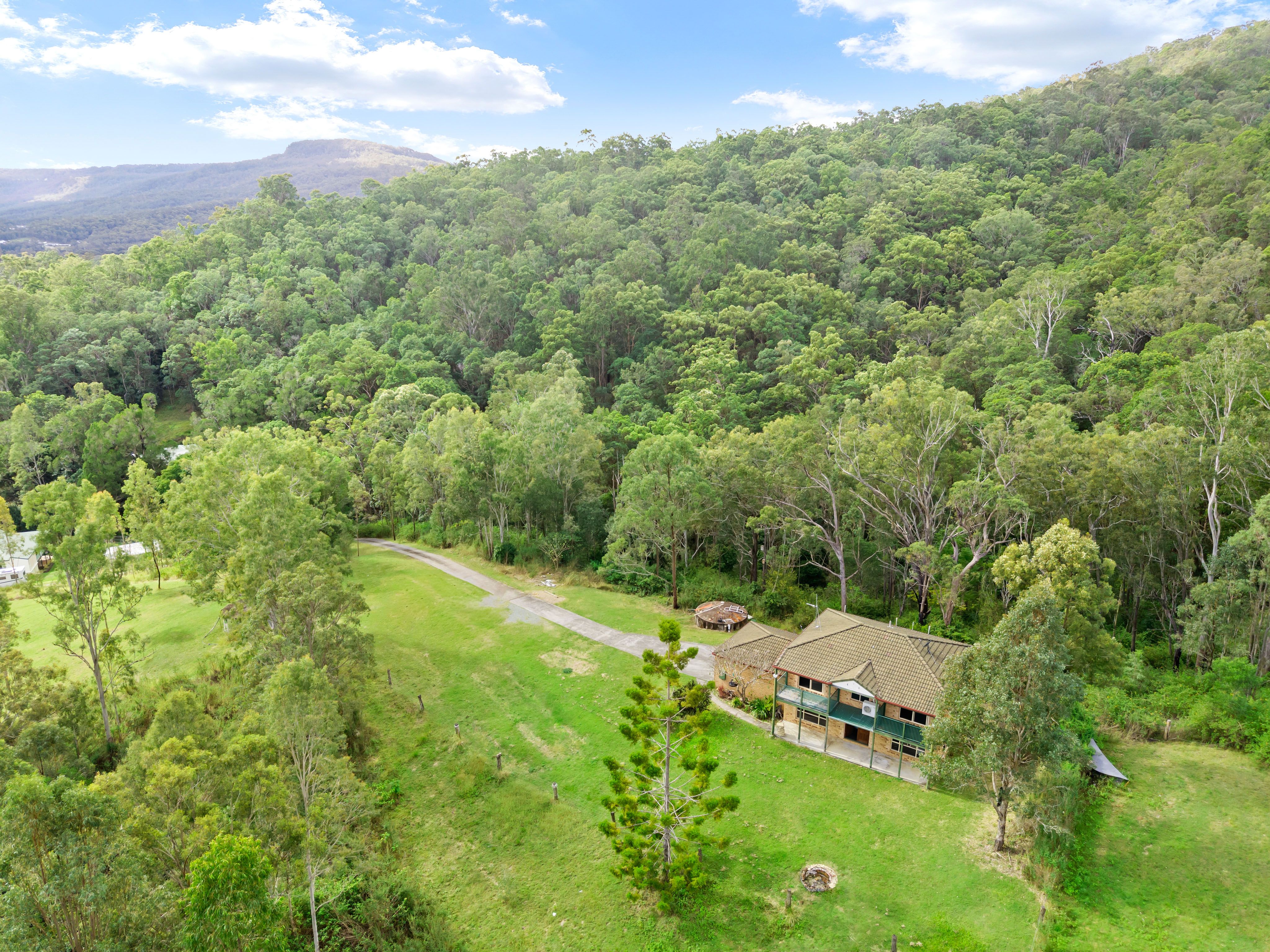 4/199 Lamington National Park Road — photo 26 of 30
