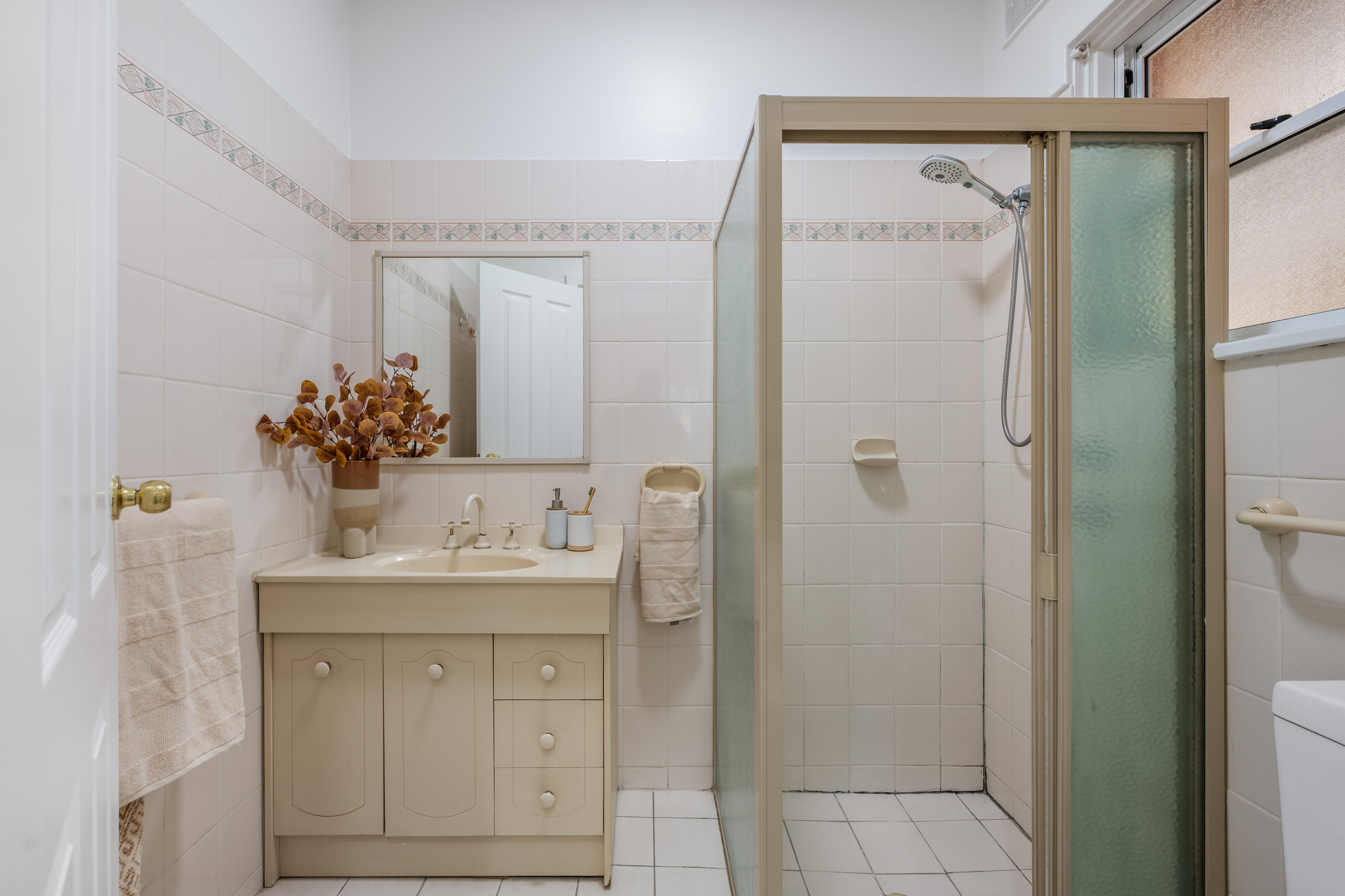 552 Marion Road — photo 8 of 18