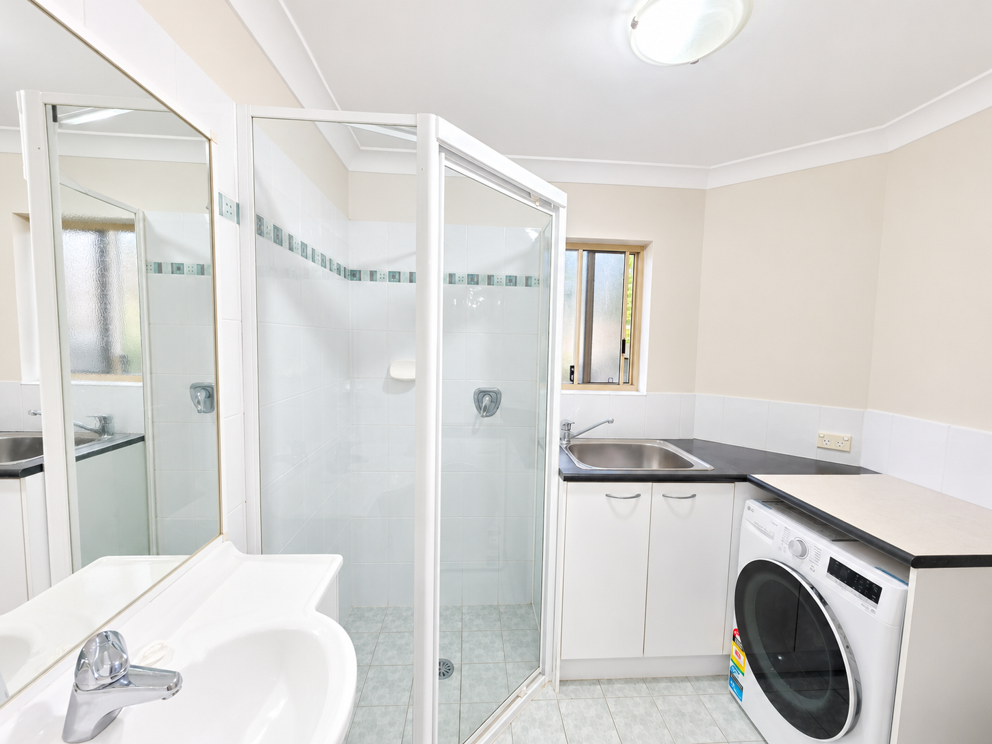 59 Moss Avenue — photo 9 of 13