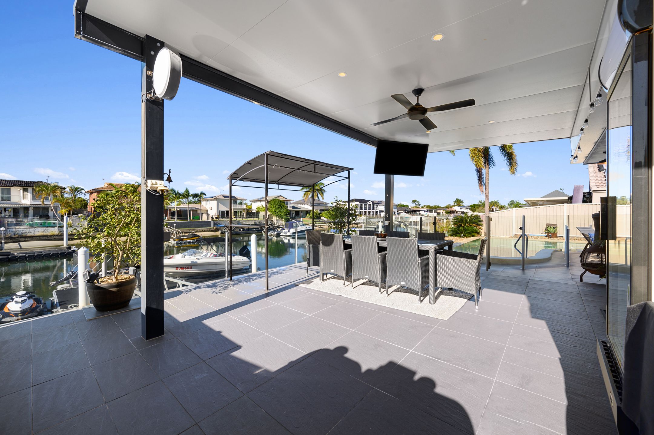 41 Seaspray Street — photo 21 of 30