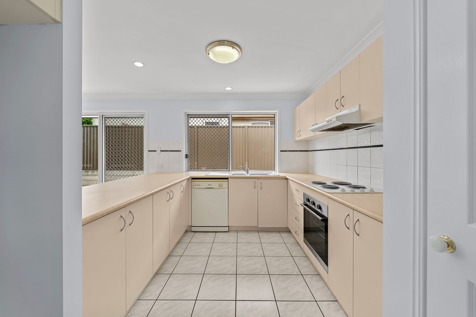36 Somerset Place — photo 12 of 30