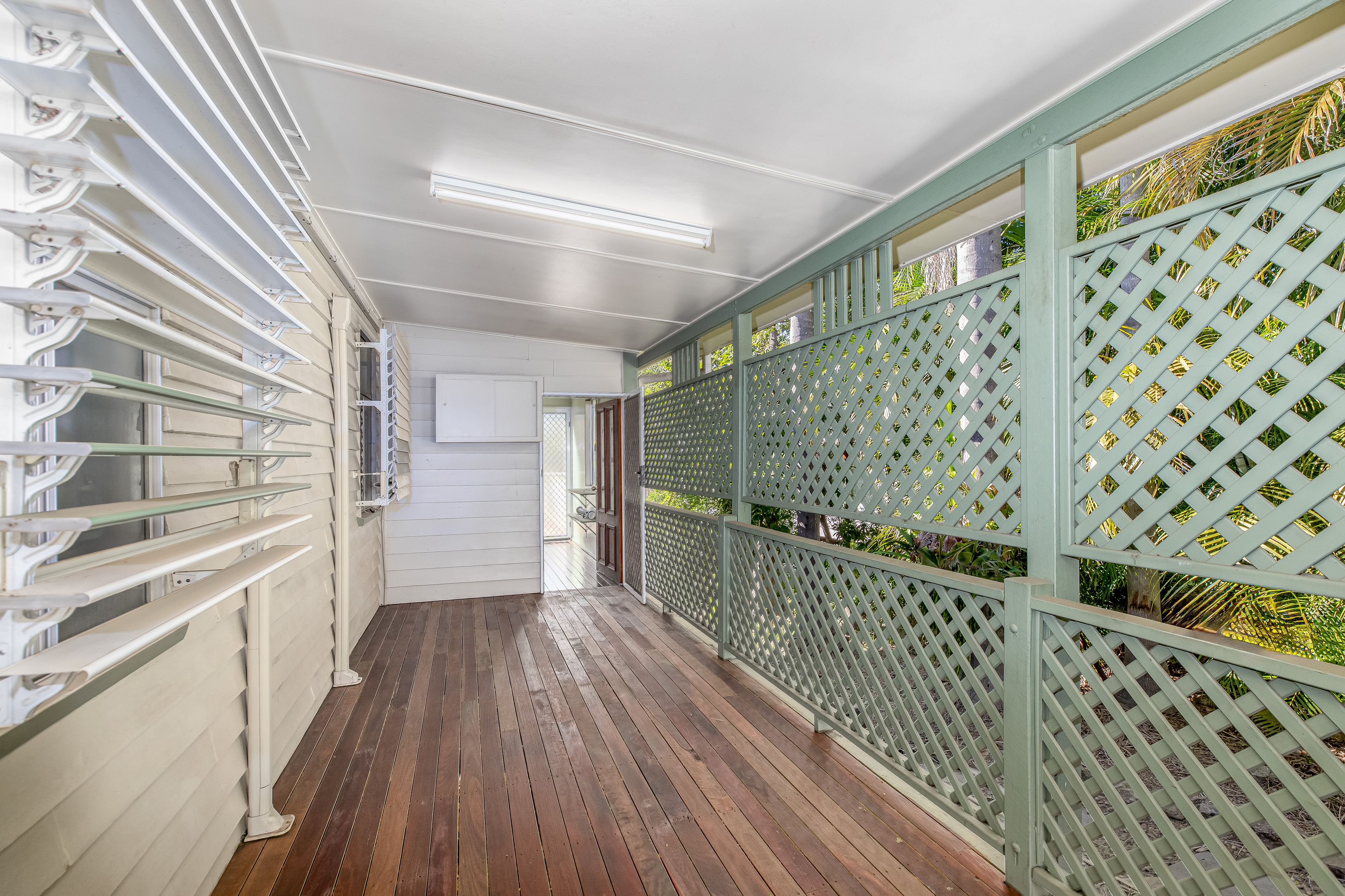 36 Hilton Road — photo 5 of 20