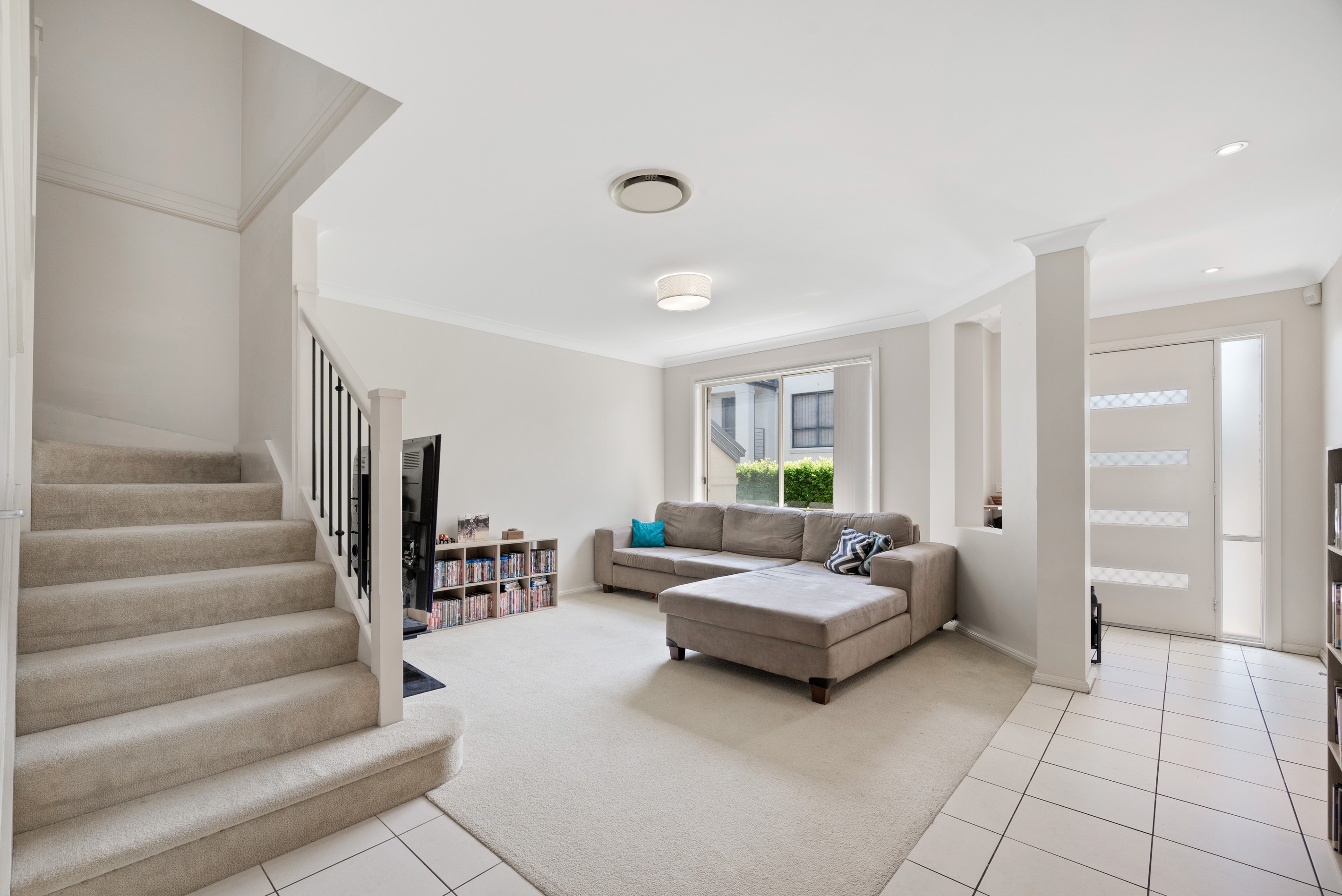54 Eucalyptus Court, Picnic Point, NSW 2213