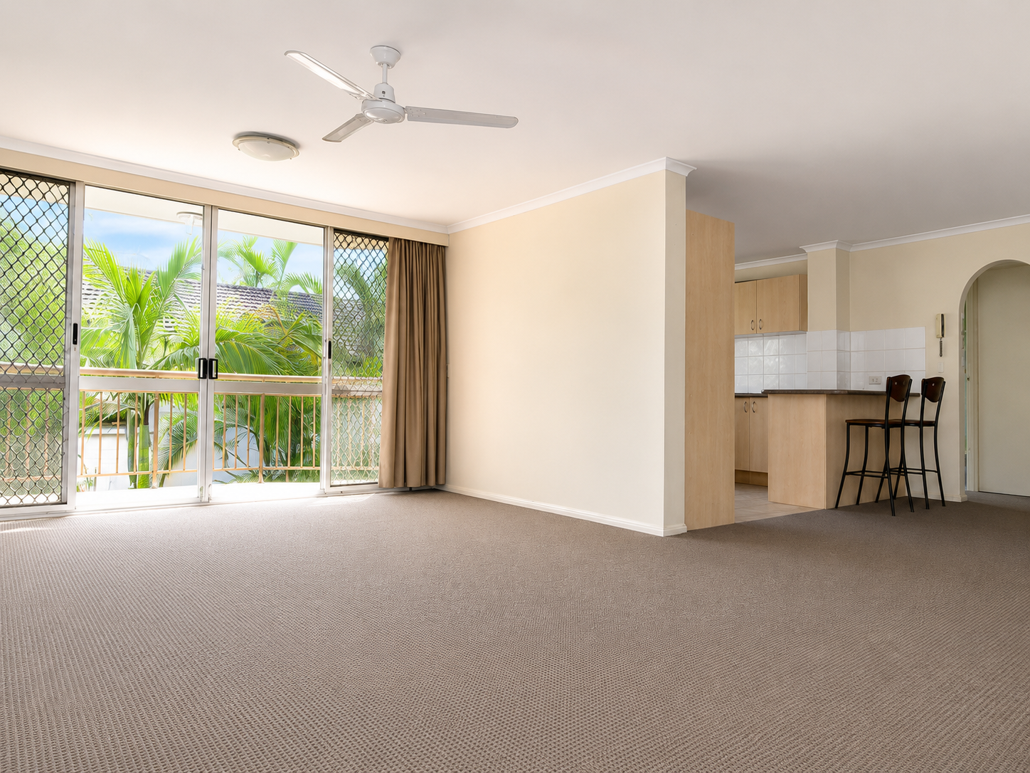 4/11 Riverview Parade, Surfers Paradise, QLD 4217