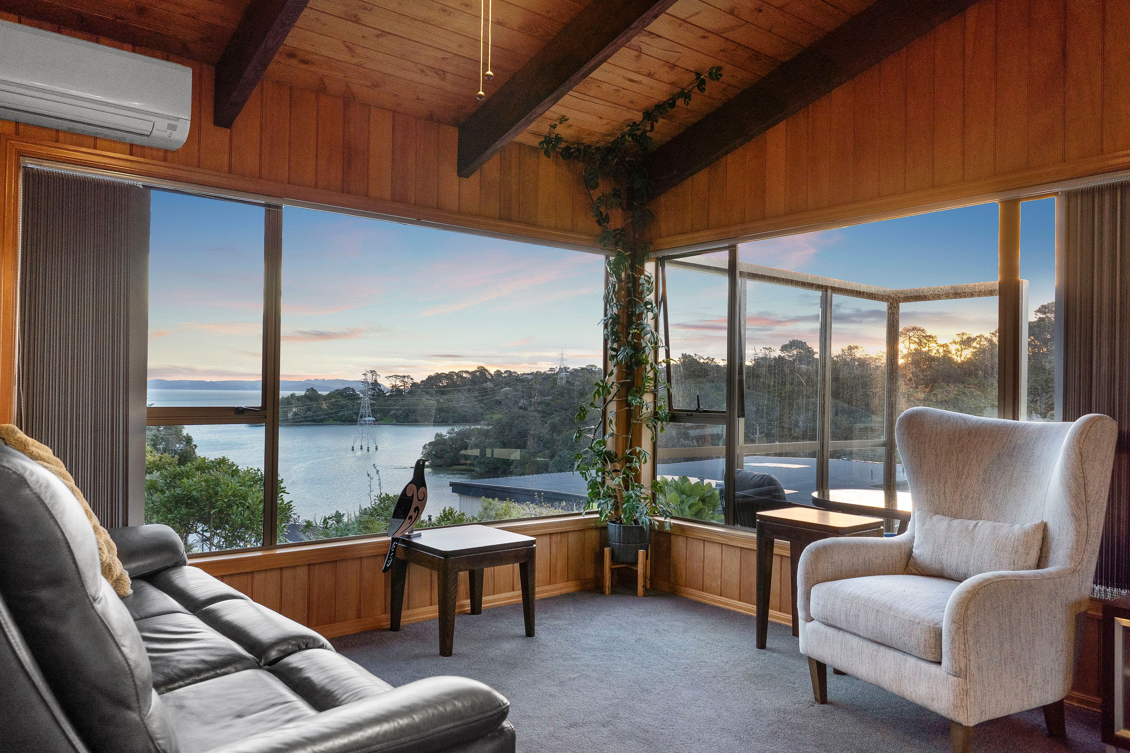 2 Francis Curtis Avenue, Blockhouse Bay, Auckland City