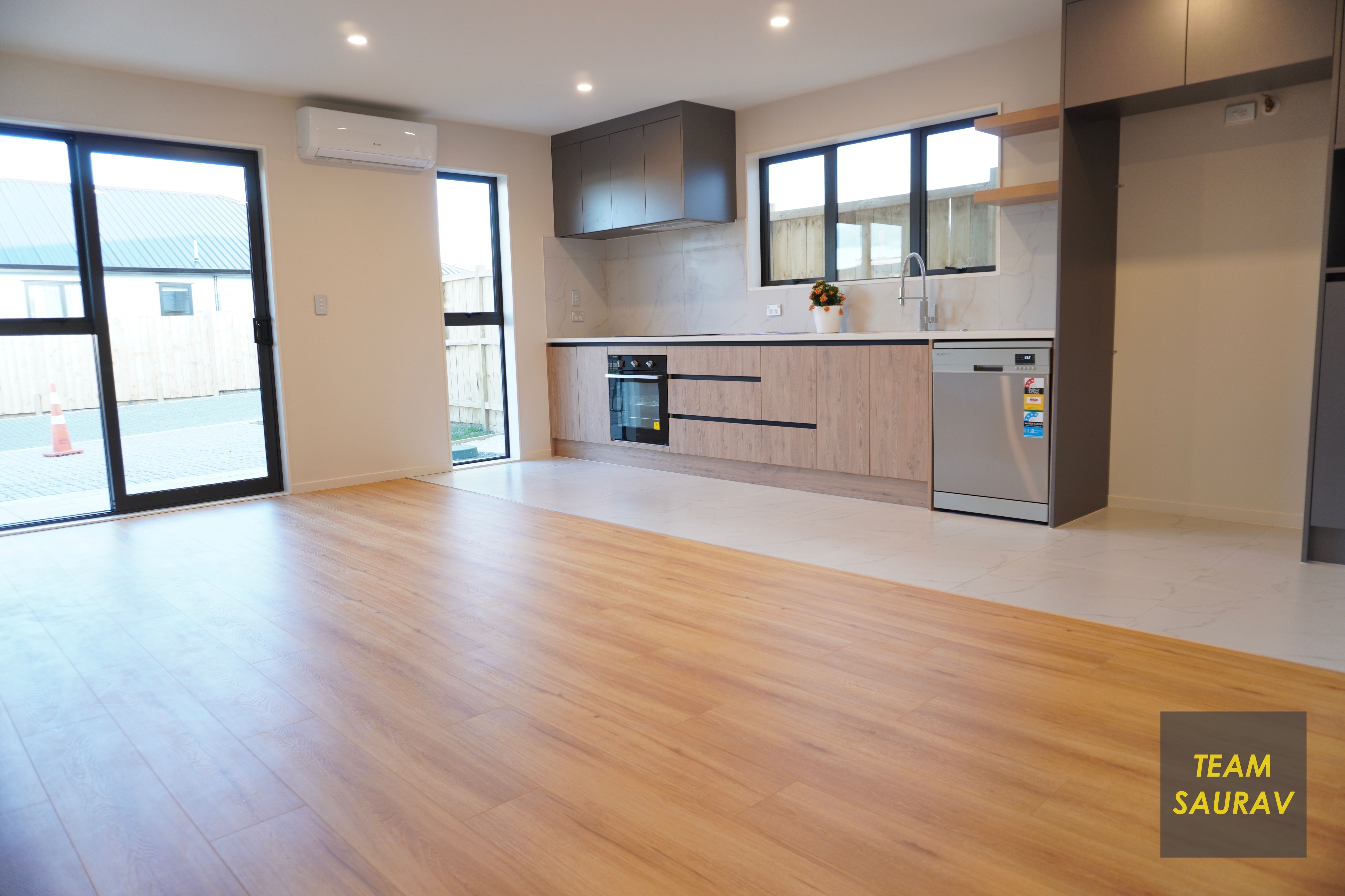 14 Rorotu Avenue, Karaka, Franklin
