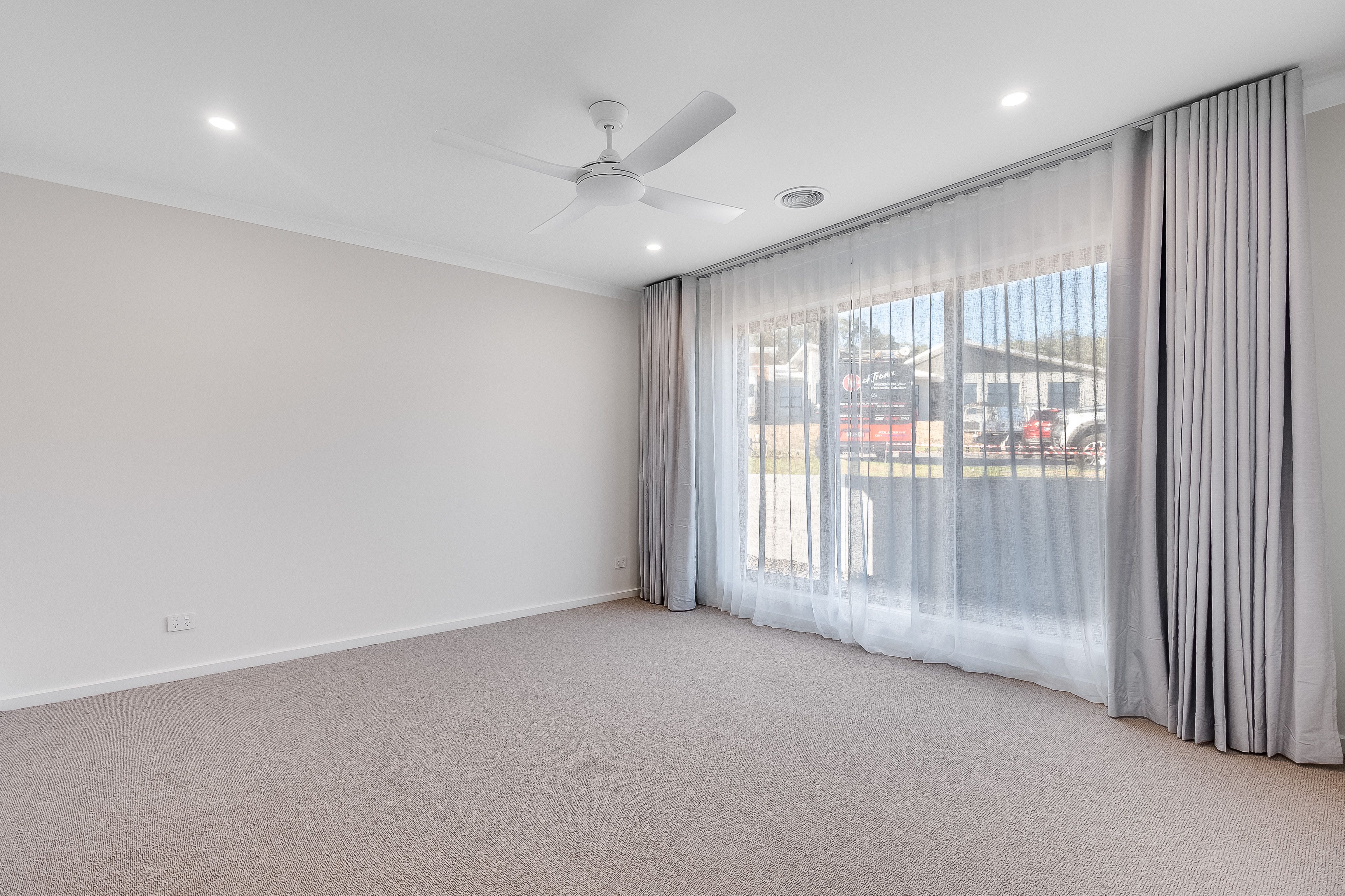 6 Whitewater Terrace, Thurgoona, NSW 2640