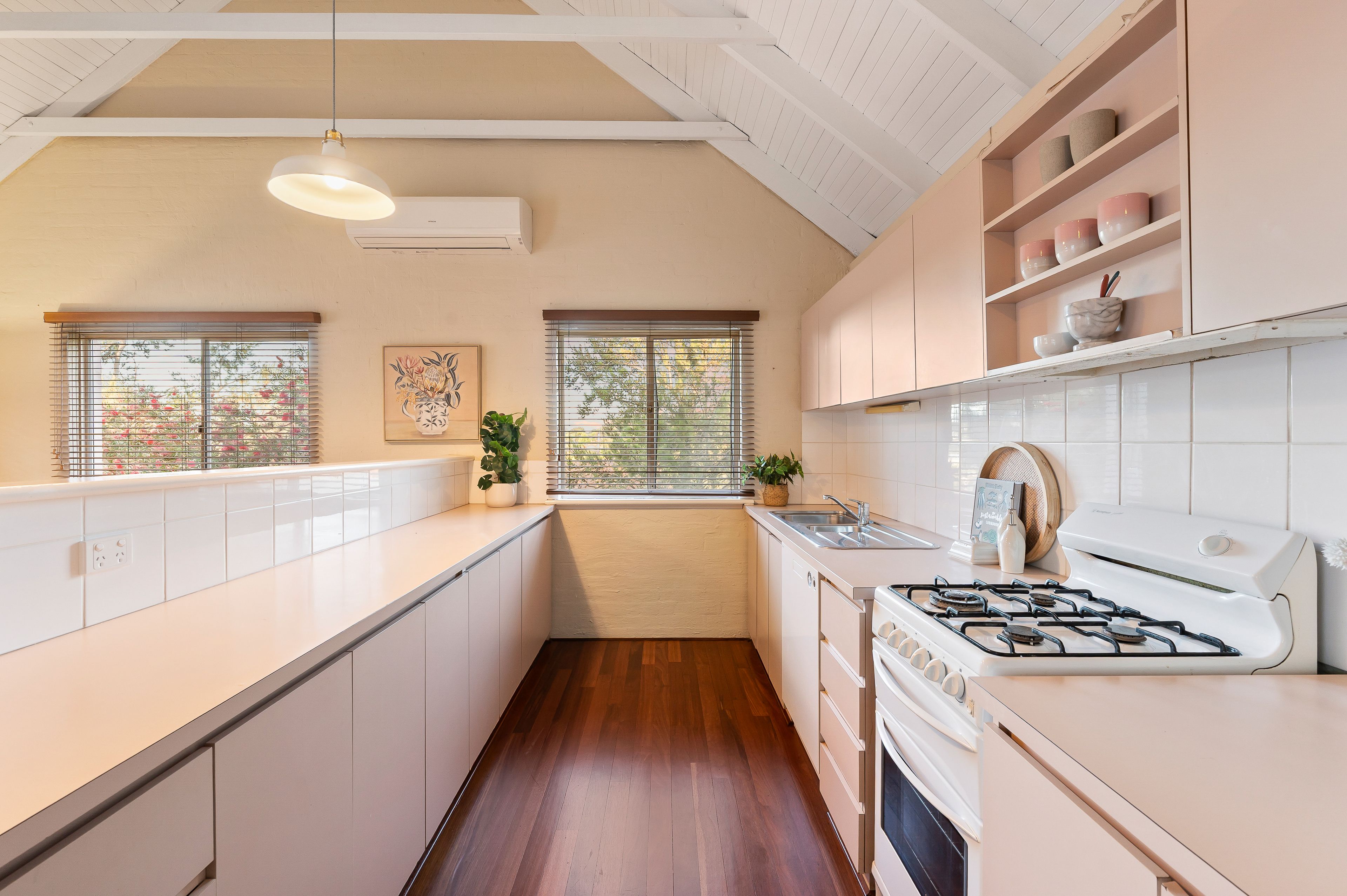 21 Bolton Place — photo 9 of 19