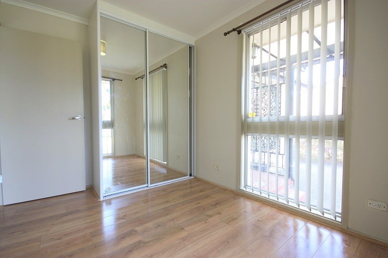21 Evelyn Street, Macquarie Fields, NSW 2564