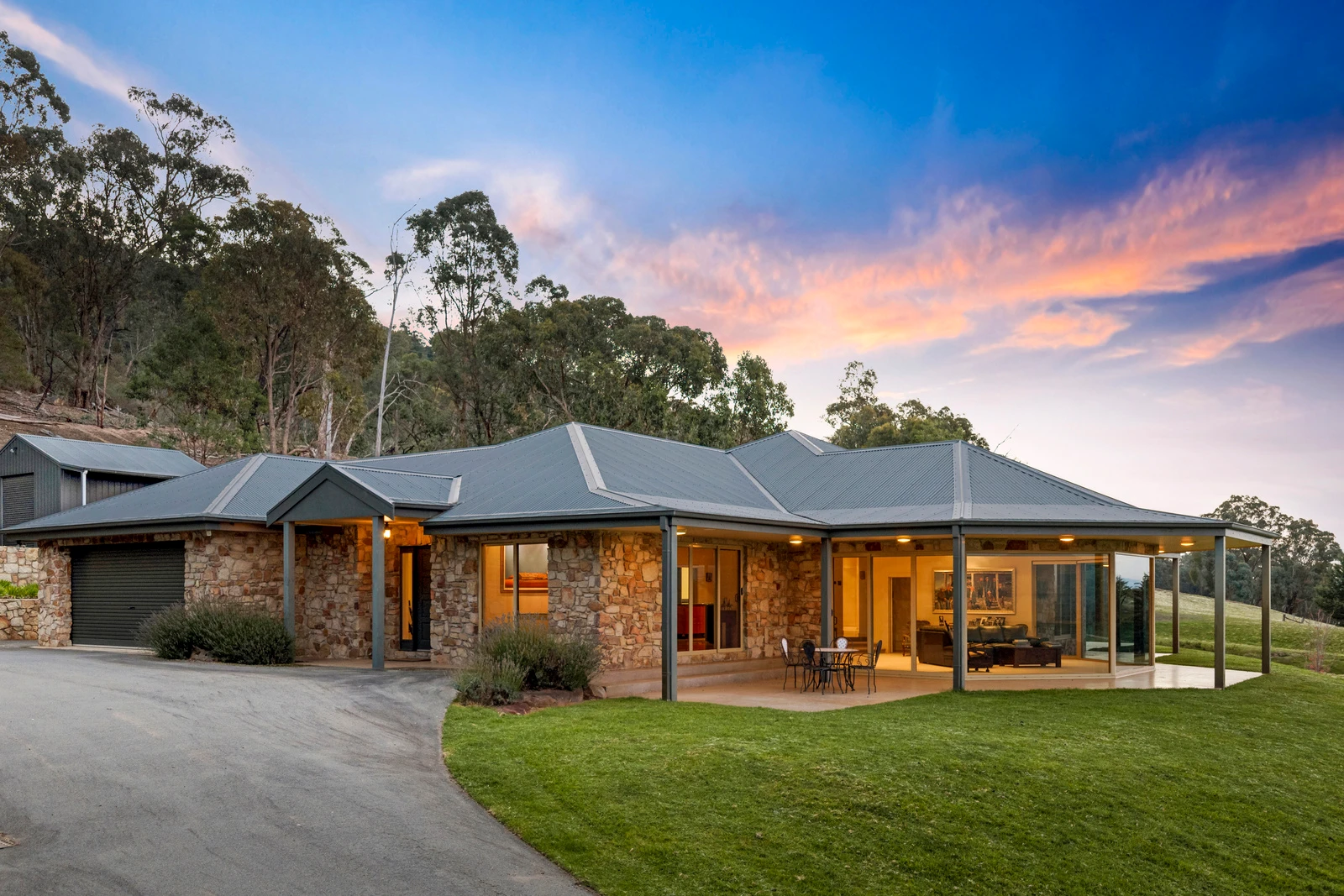 28 Mcelroy Lane, Mansfield, VIC 3722