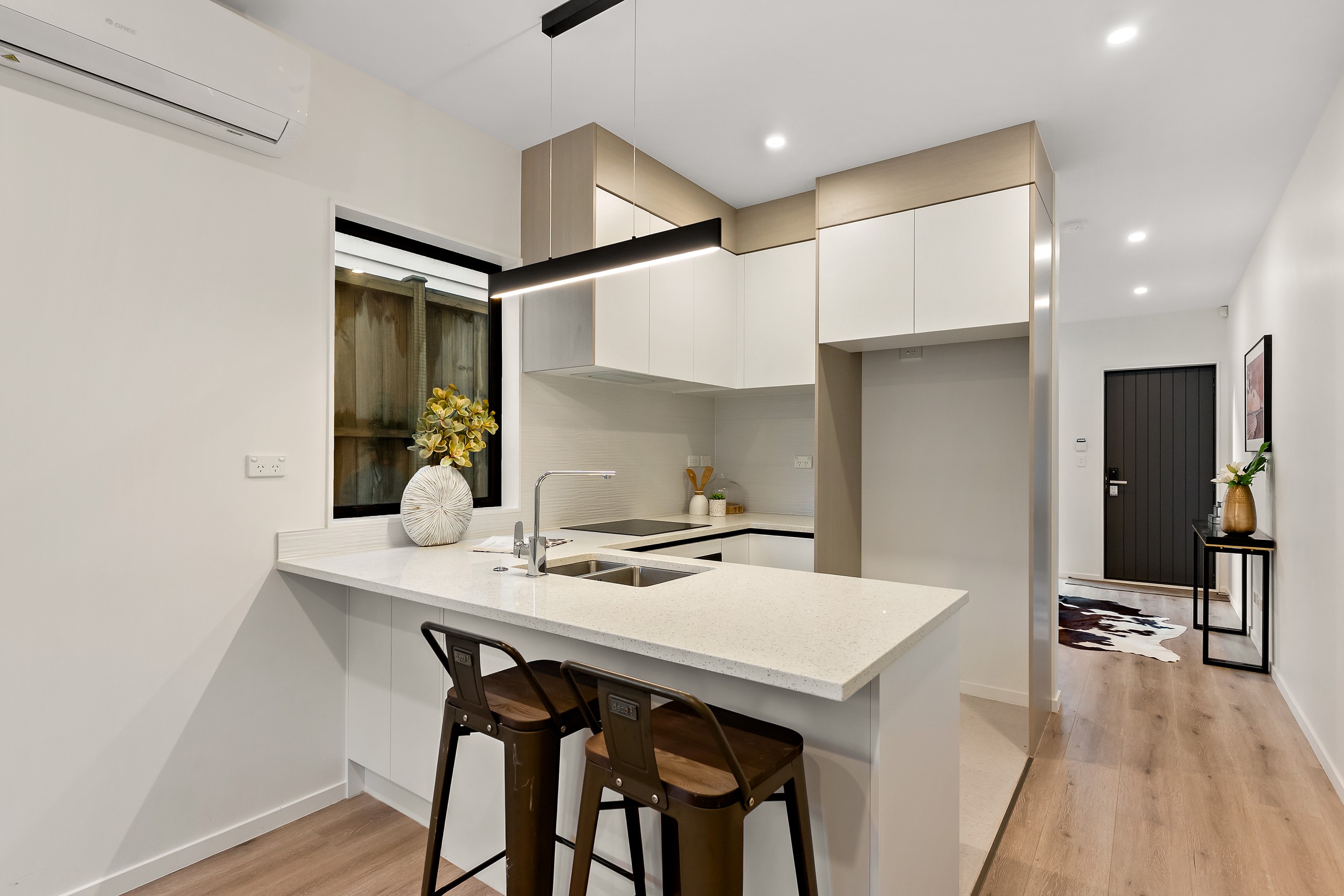 12C Holland Avenue, Point England, Auckland City