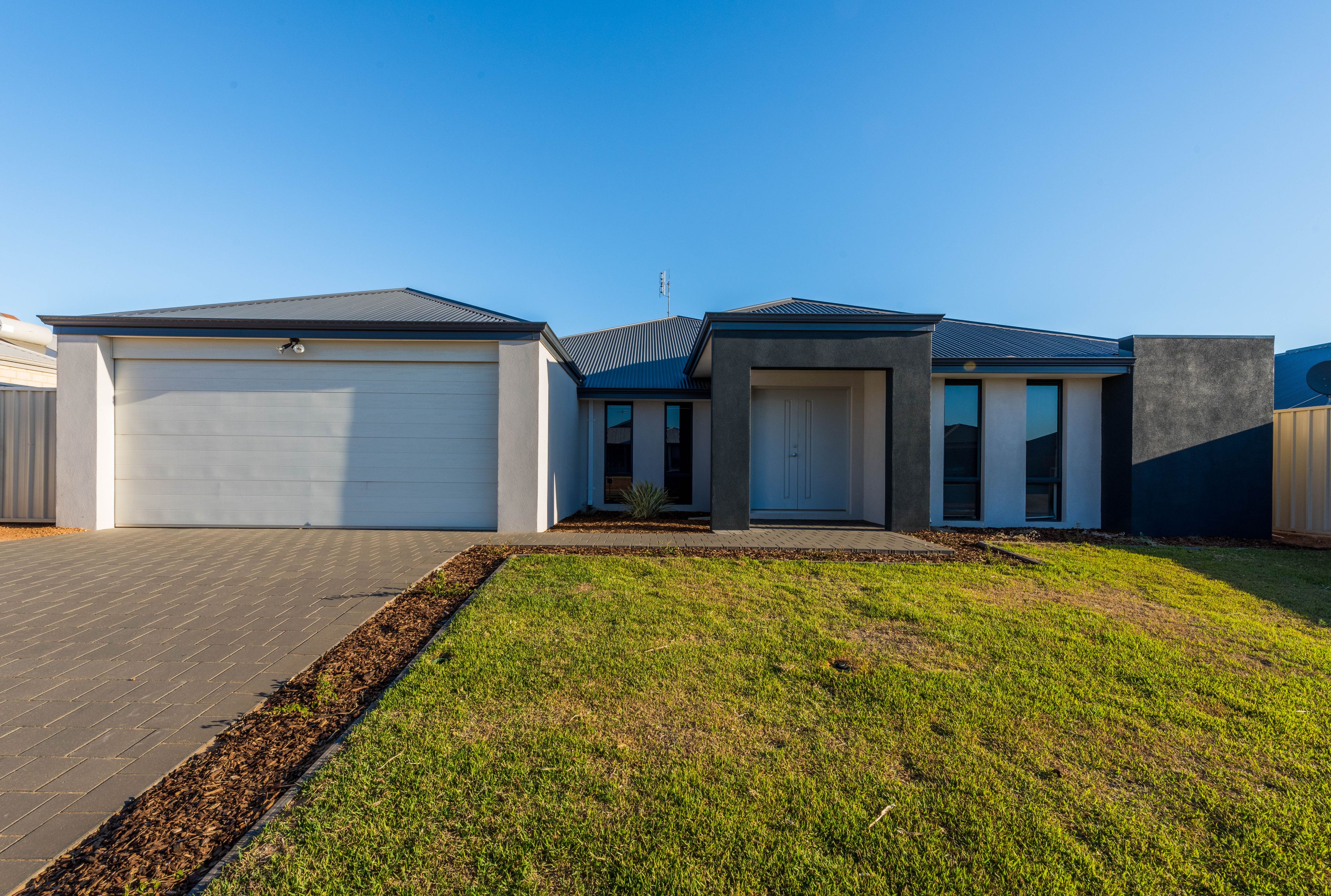 22 Beachcomber Hill, Glenfield, WA 6532