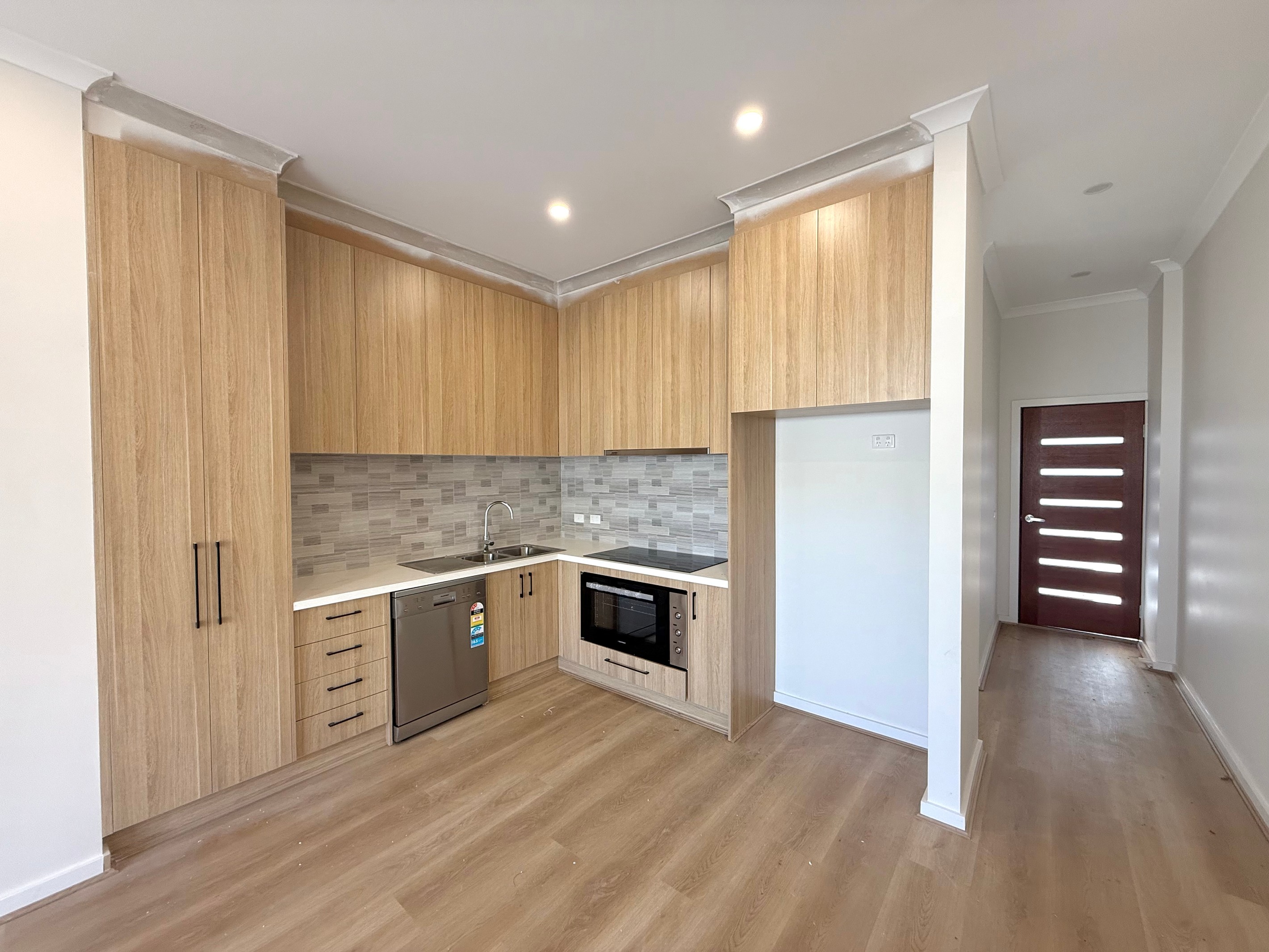 1/16 Orchard Court, Drouin, VIC 3818
