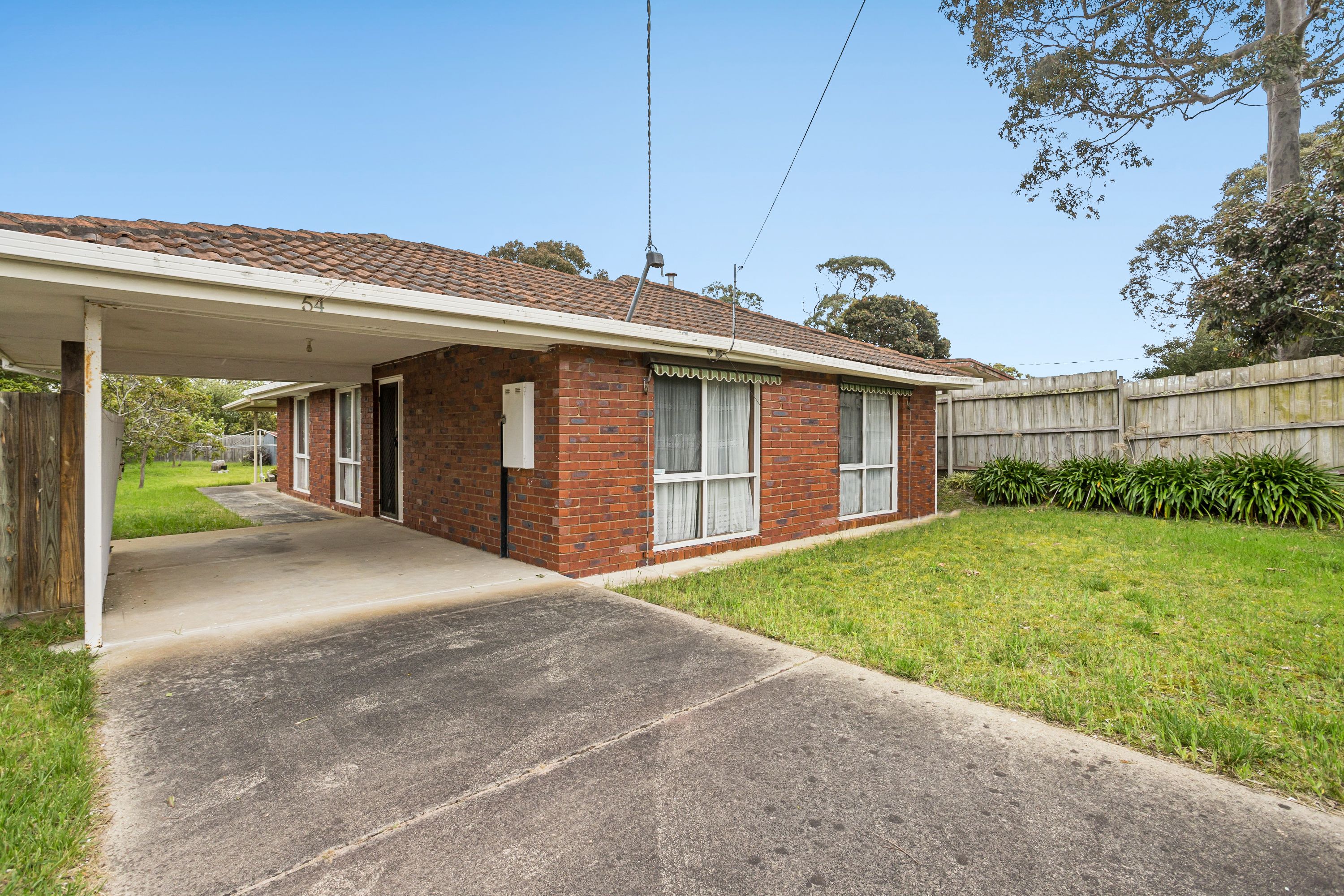54 Leon Avenue — photo from Ray White Rosebud