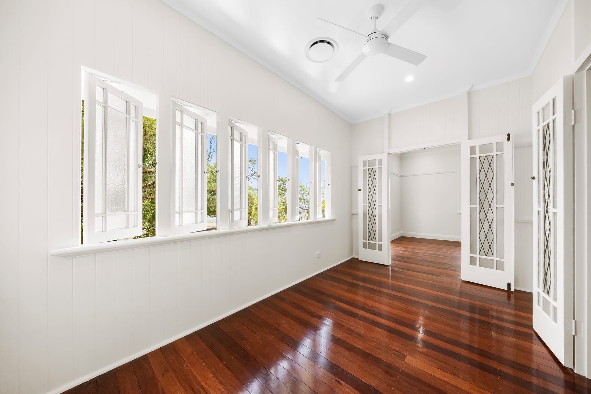 37 Grace Street — photo 4 of 10