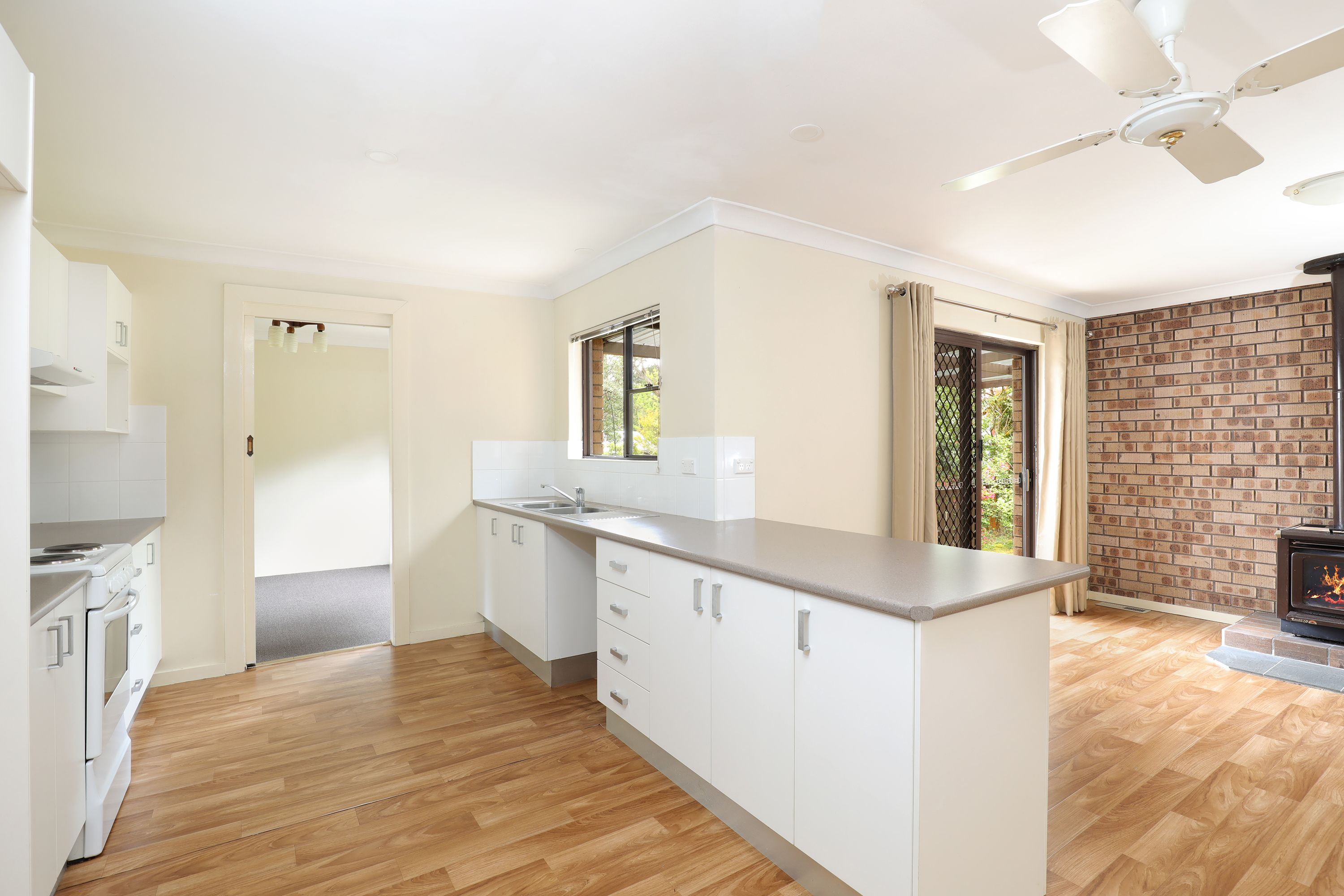 10 Mel Avenue, Blackheath, NSW 2785