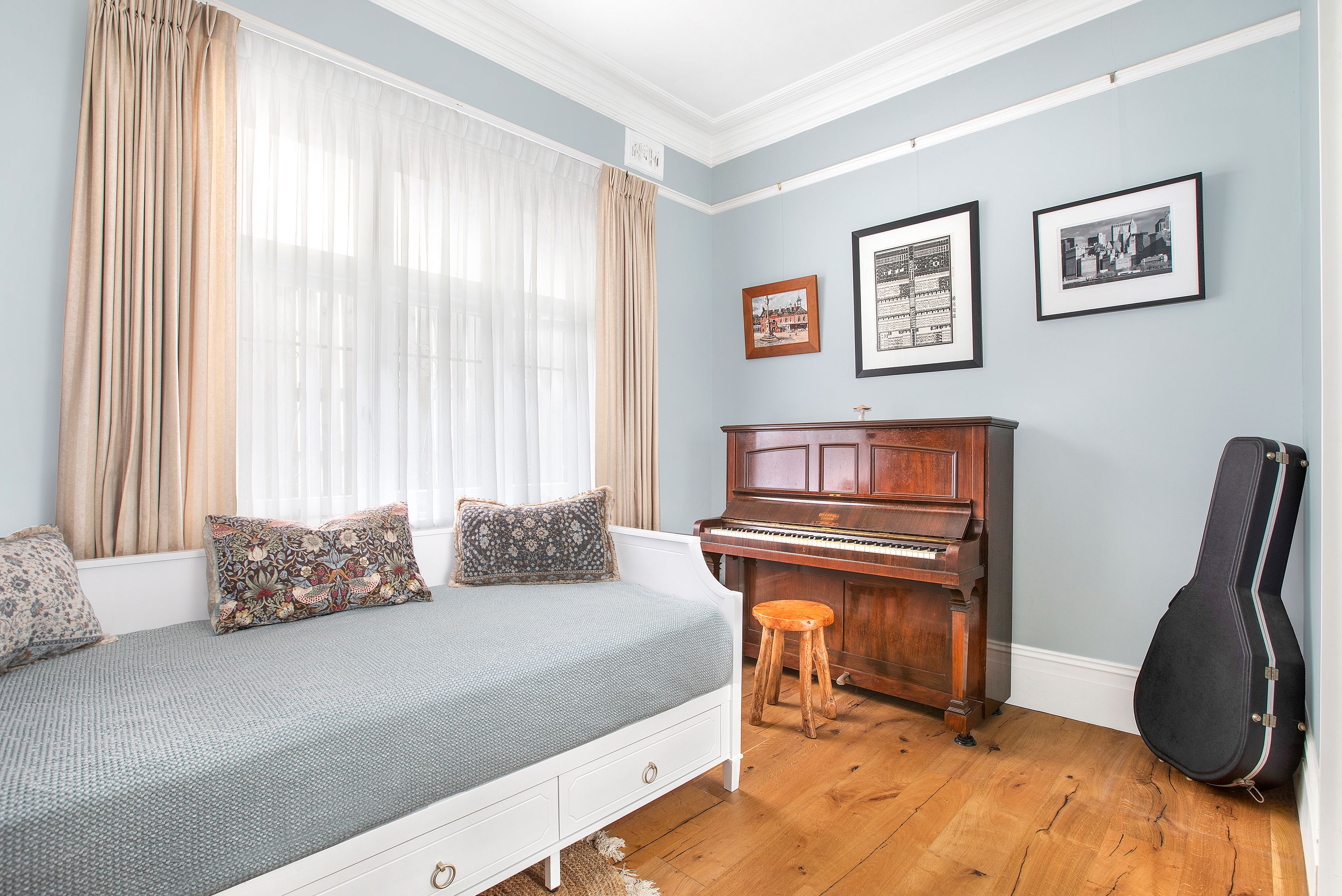 160 Mount Street — photo 10 of 12