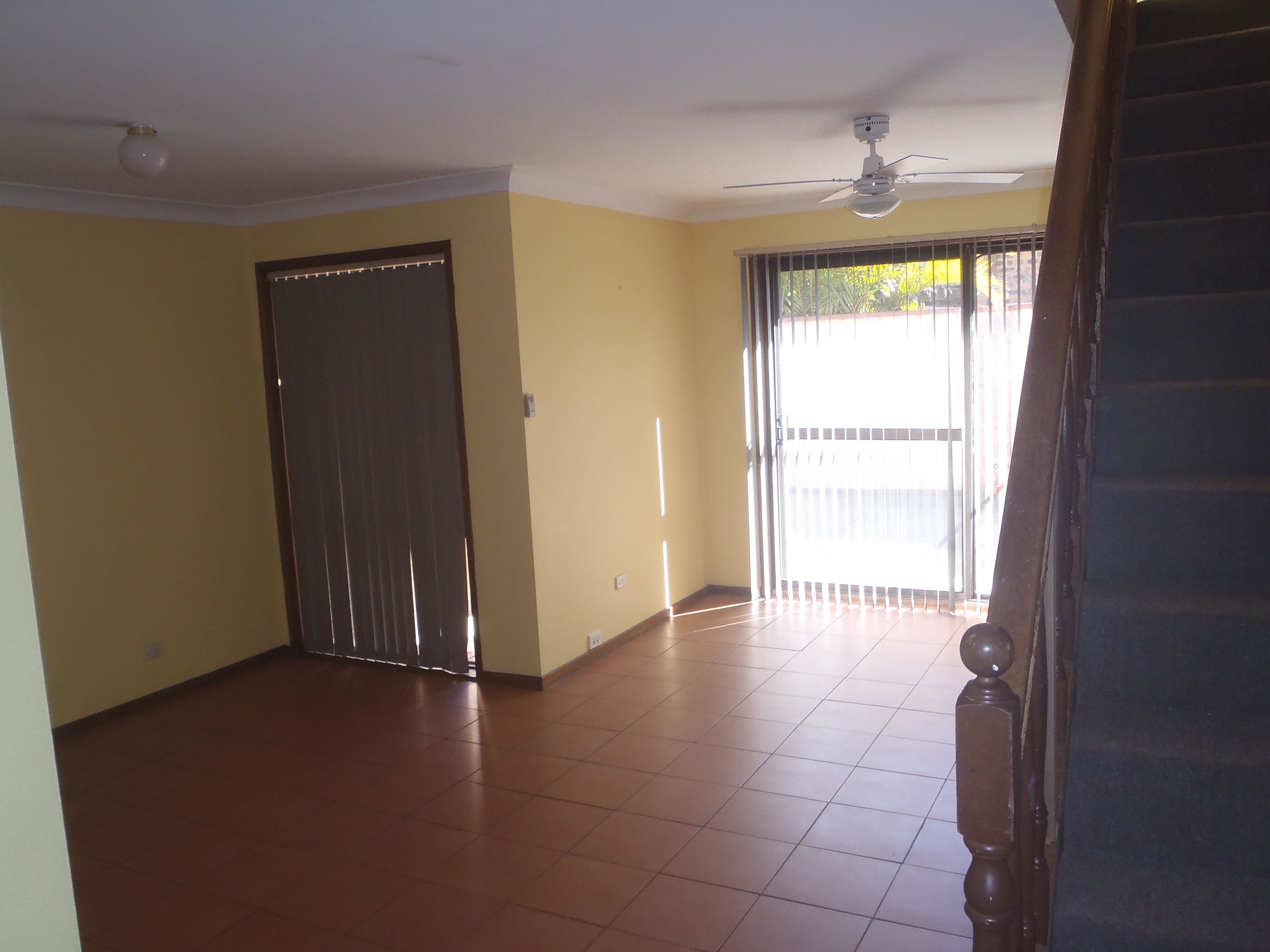1/4 Lobelia Close, Metford, NSW 2323