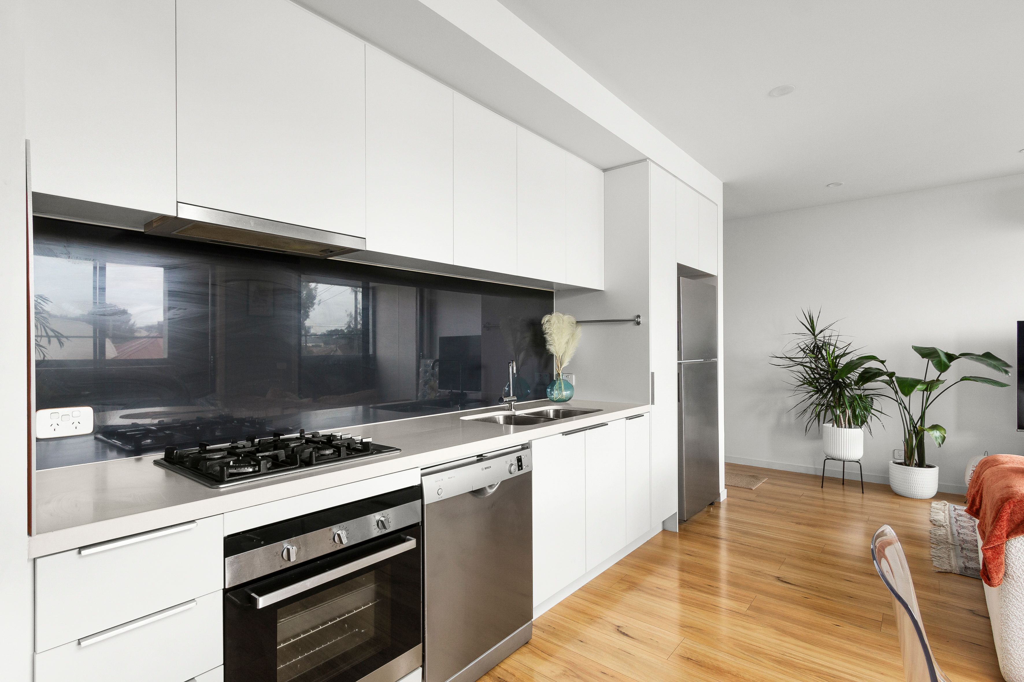 101/80 Dawson Street — photo 5 of 11