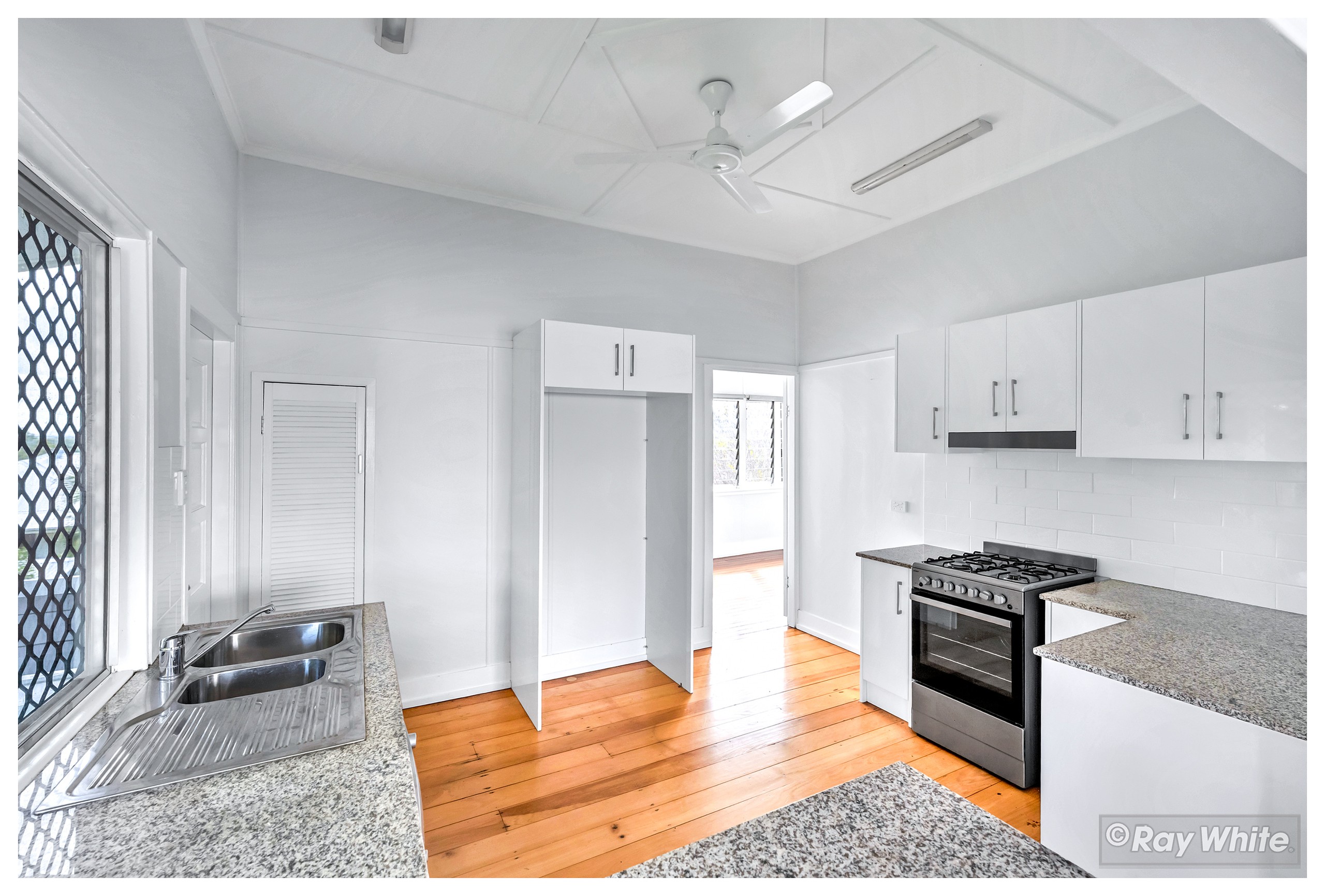 16 Jardine Street, Wandal, QLD 4700