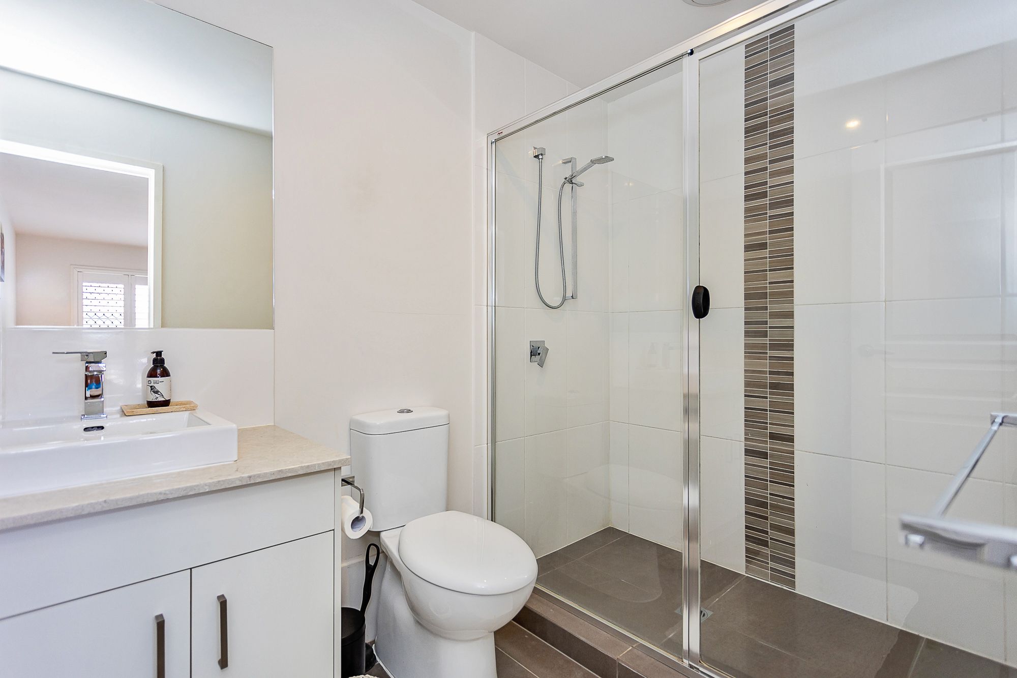 7 Carmel Close — photo 15 of 28