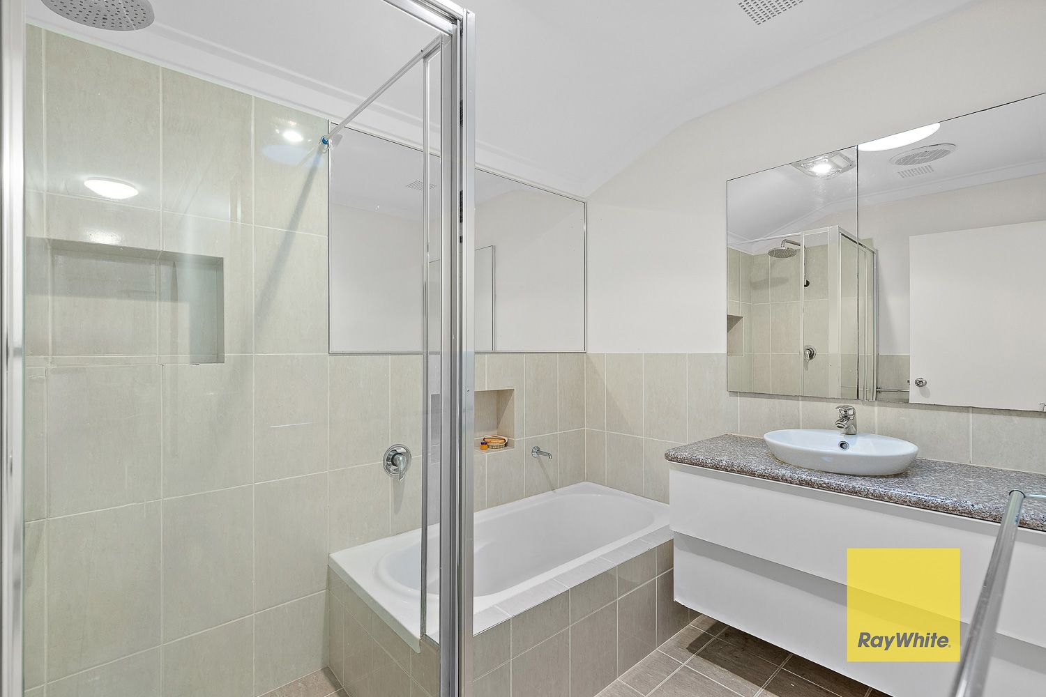 5 Hargrave Drive — photo 14 of 17