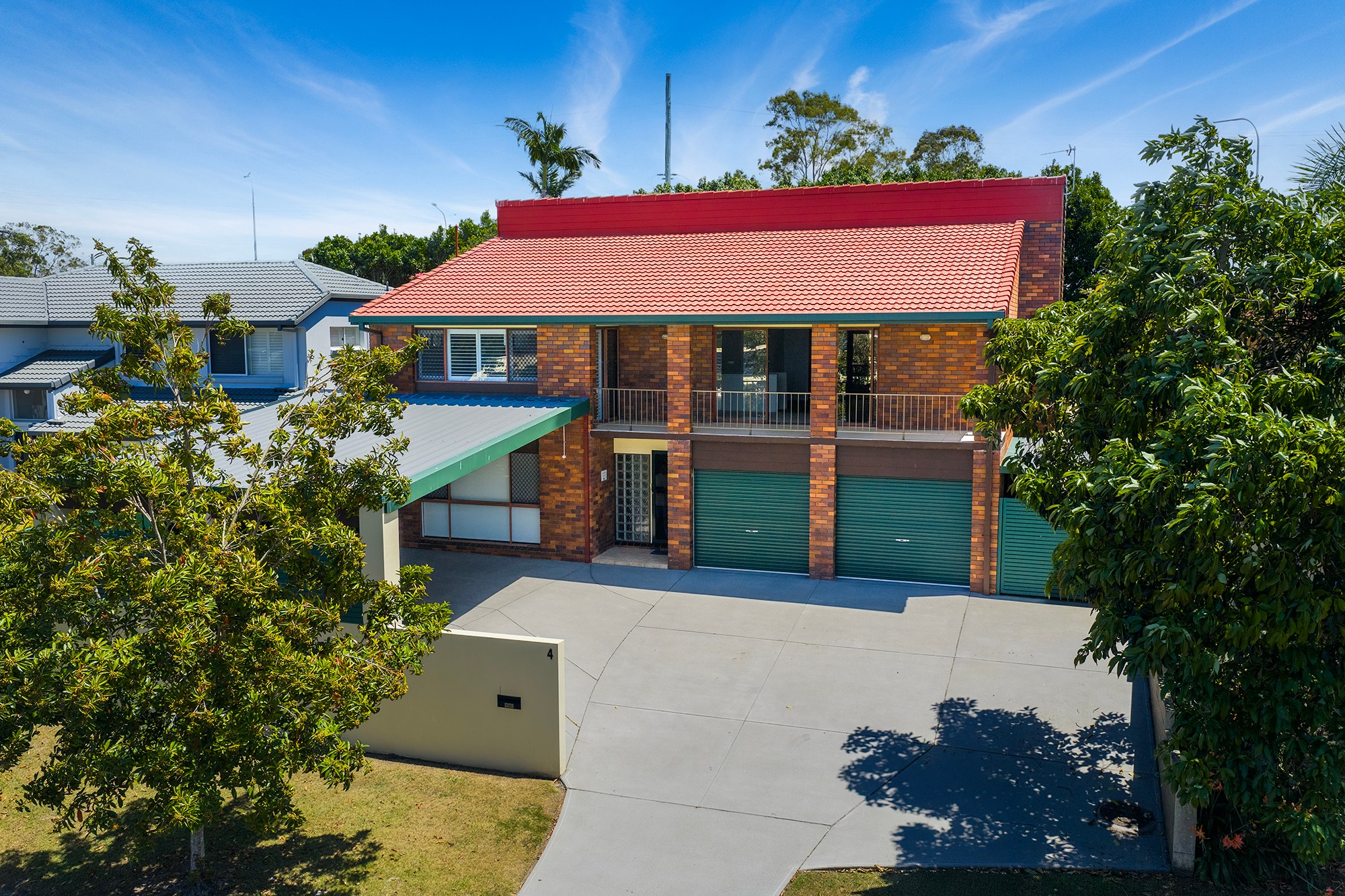 4 Camelot Crescent, Hollywell, QLD 4216