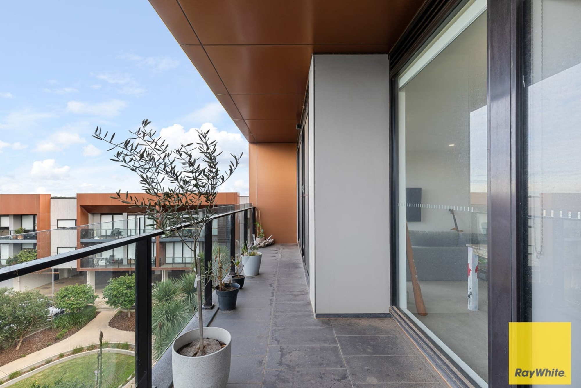 306/50 Catamaran Drive, Werribee South, VIC 3030