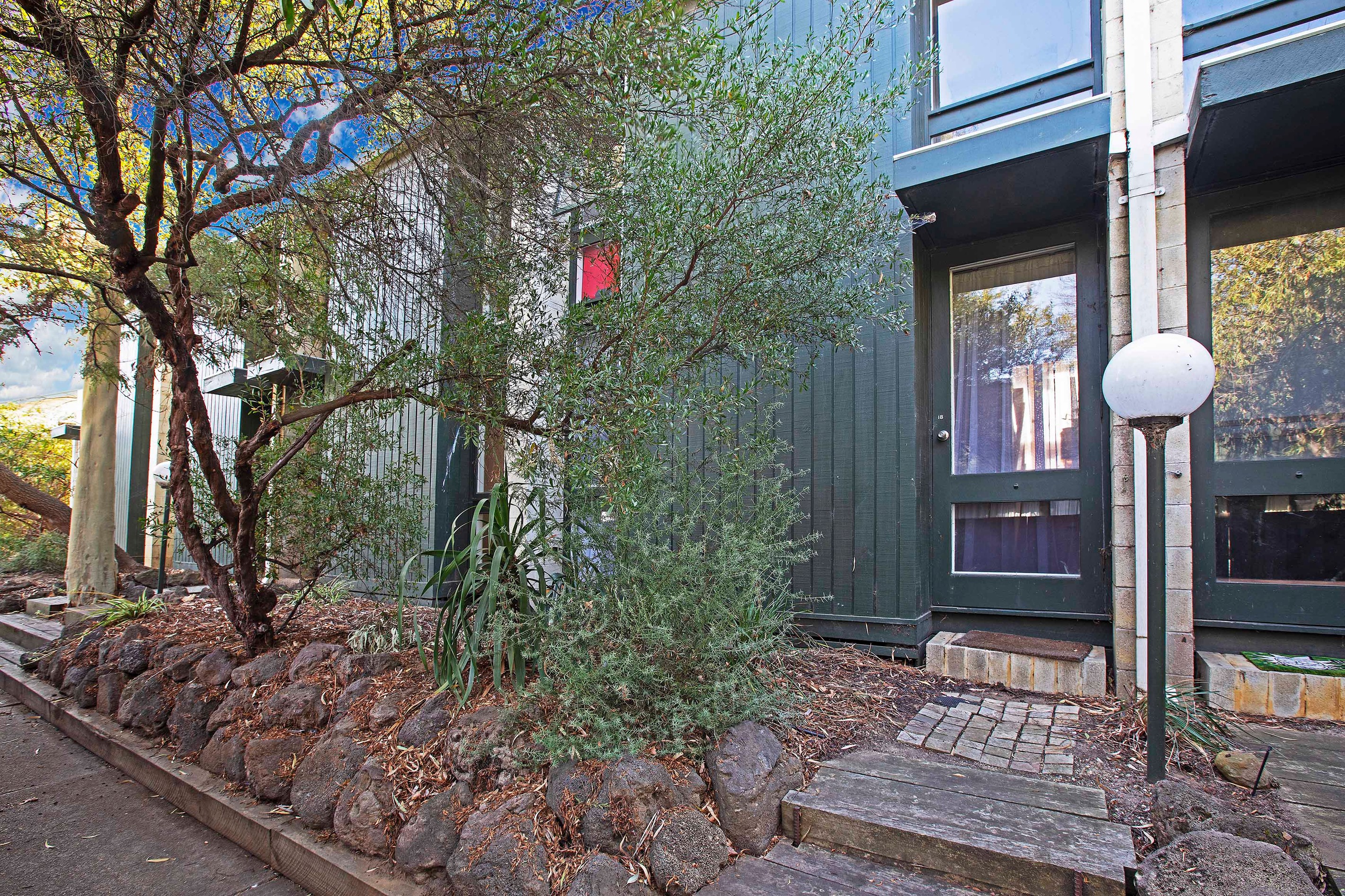 18/27 Montague Street, Highton, VIC 3216