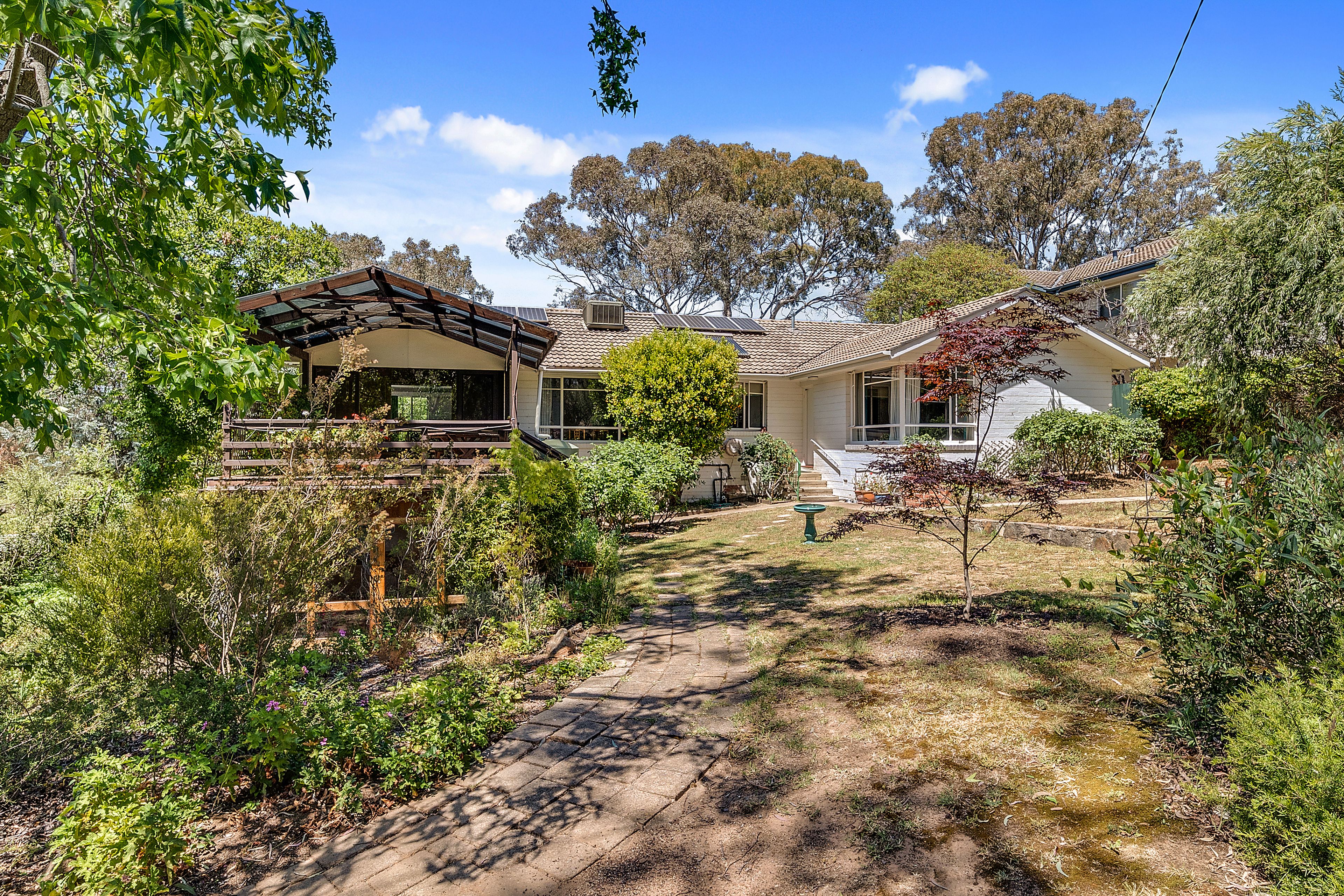 17 Downes Place, Hughes, ACT 2605