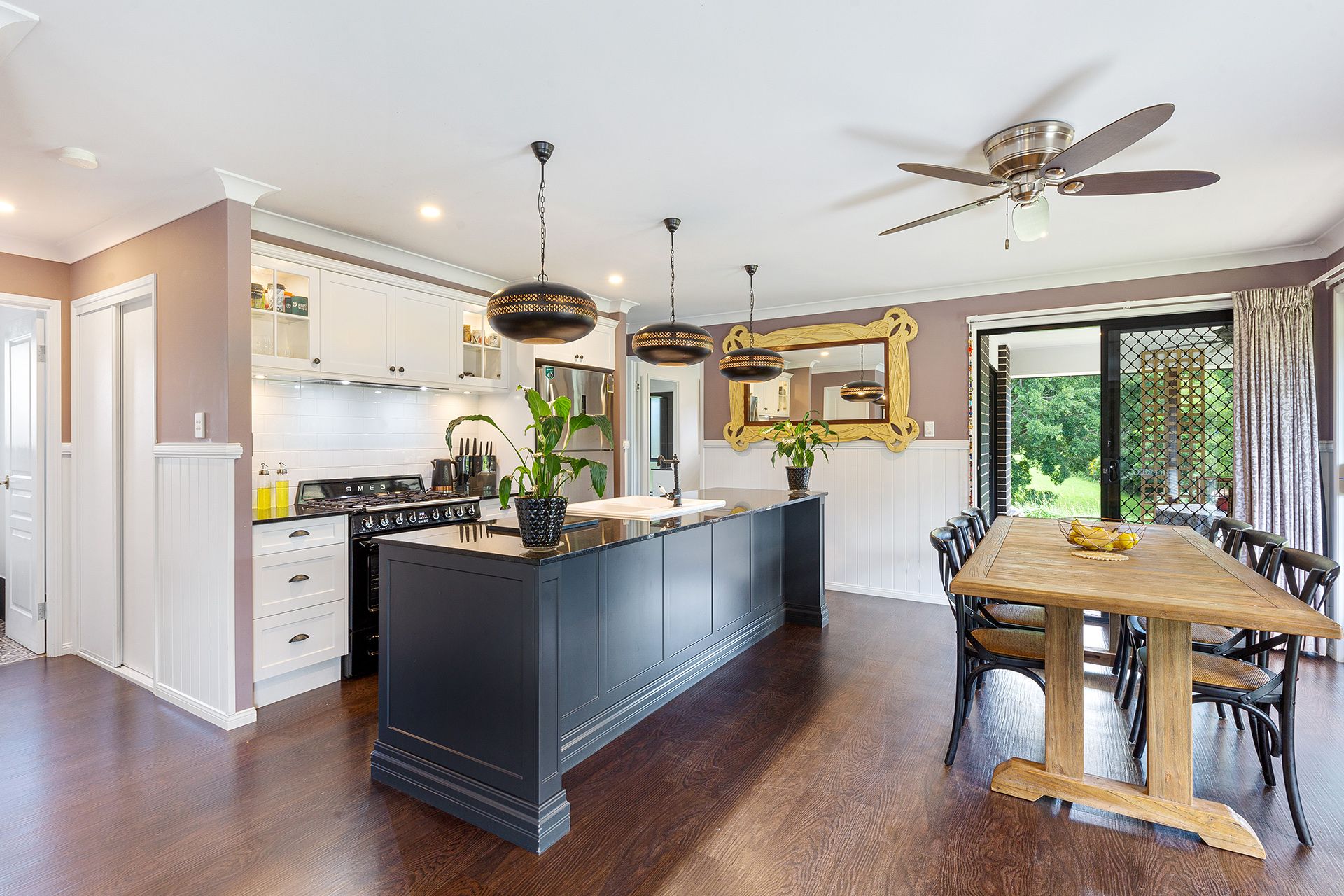 219 Long Road, Tamborine Mountain QLD 4272