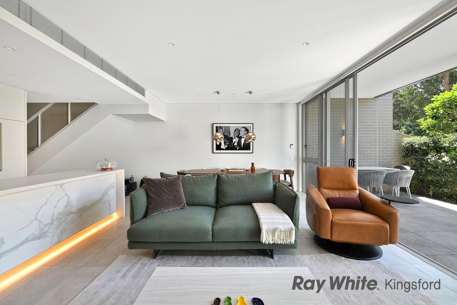 206/32 Ebsworth Street — photo 10 of 18