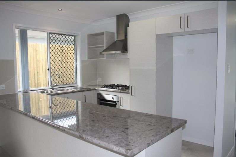 12 Mark Winter Court, Bellbird Park, QLD 4300