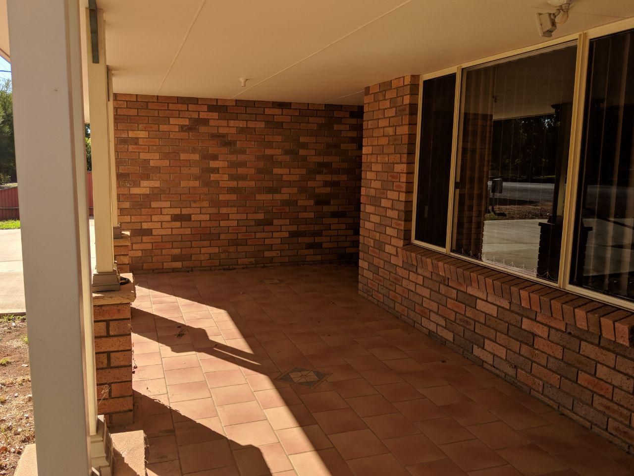 65 Cecile, Parkes, NSW 2870