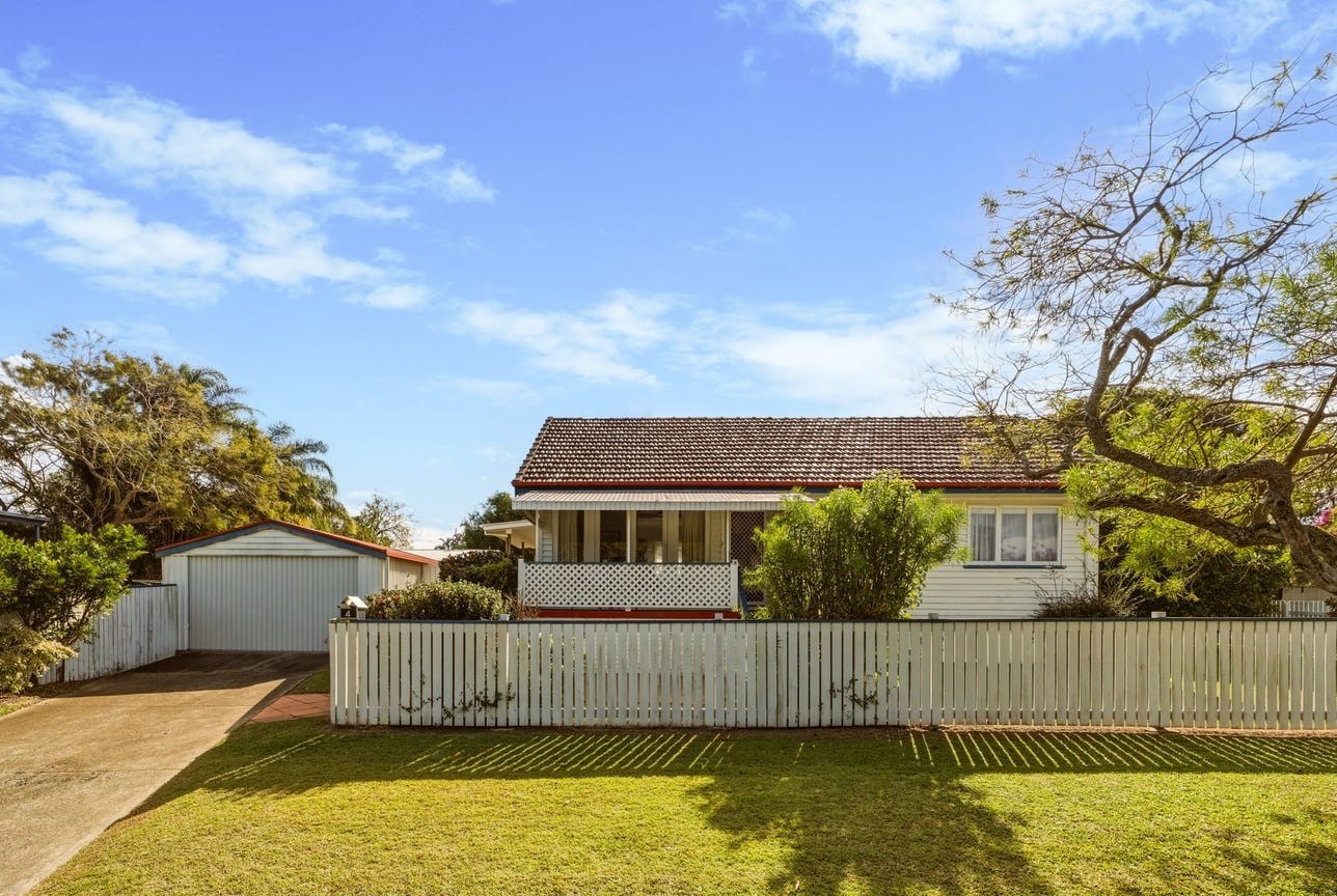 4 Cathie Street, Clontarf, QLD 4019