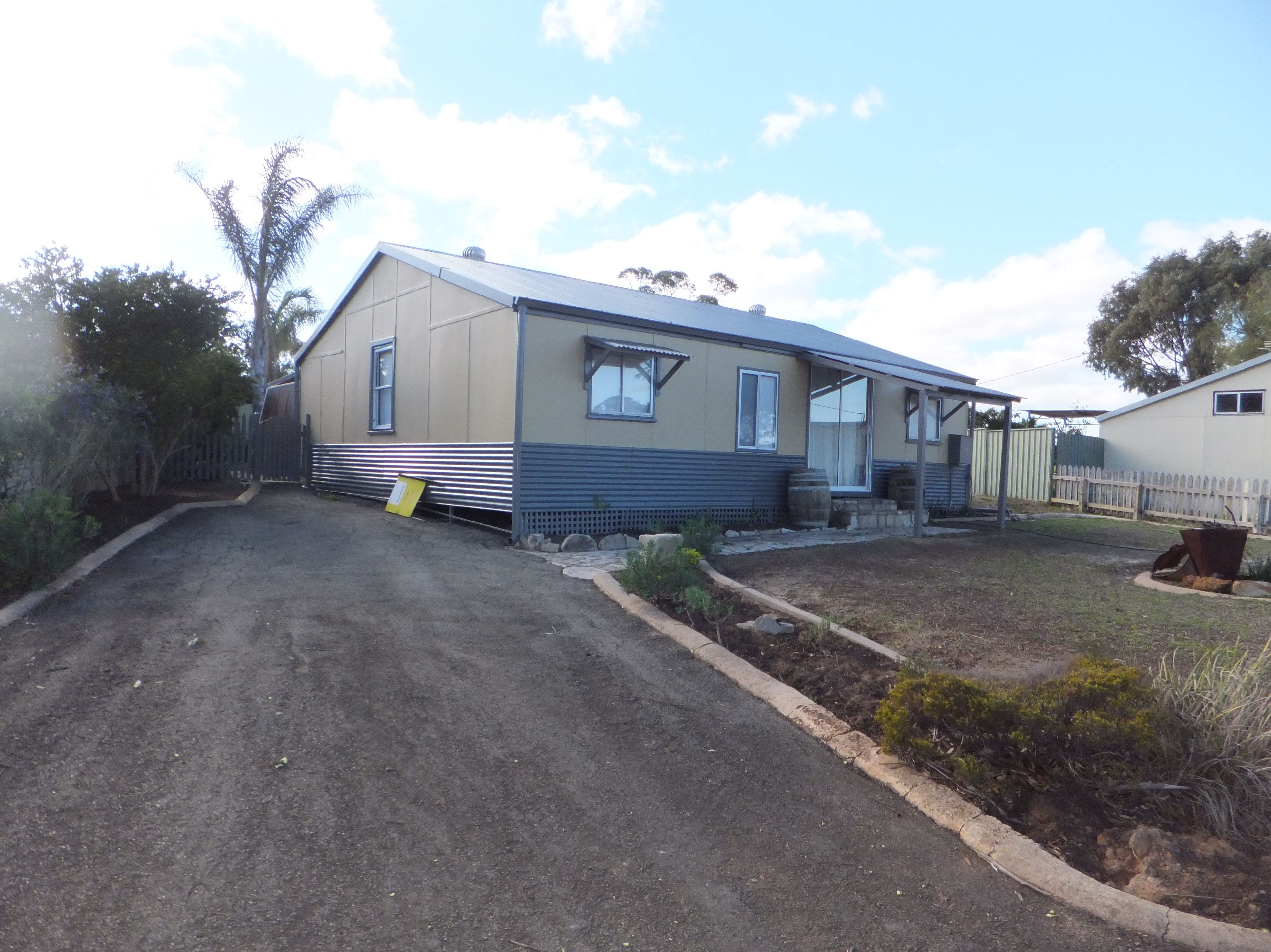 113 Martin Street, RAVENSTHORPE WA 6346