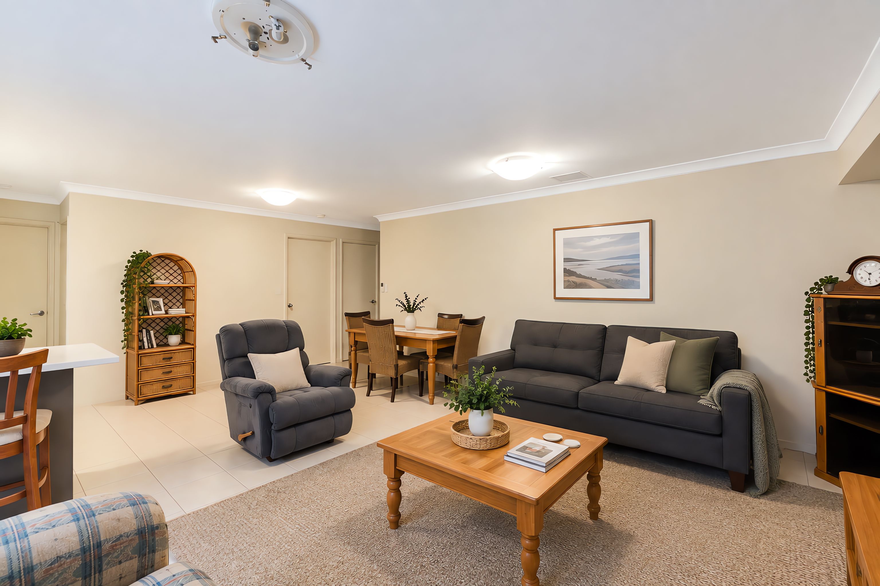 2/42 Merrifield Avenue — photo 4 of 13