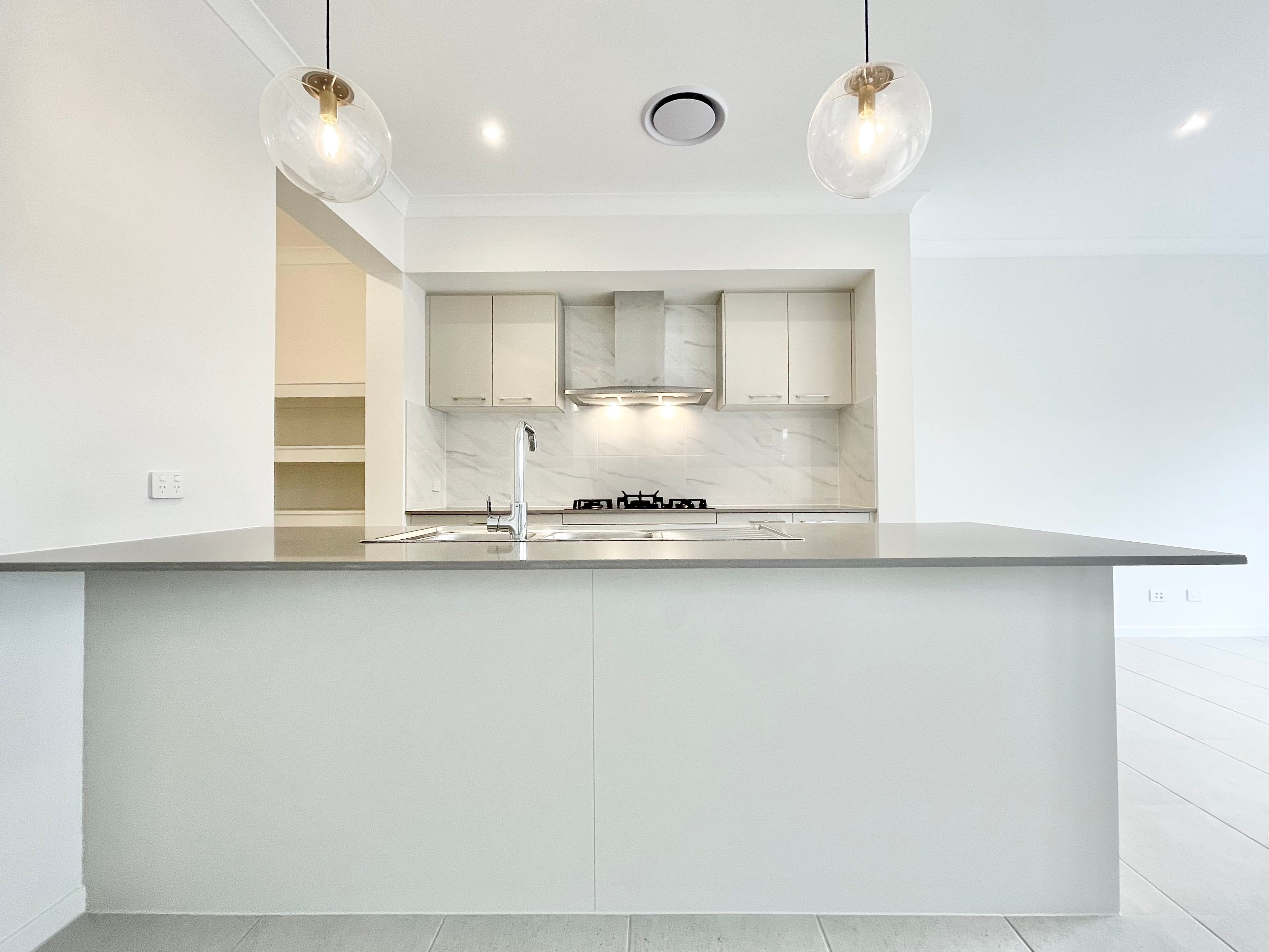 21 Mallow Street — photo 3 of 17