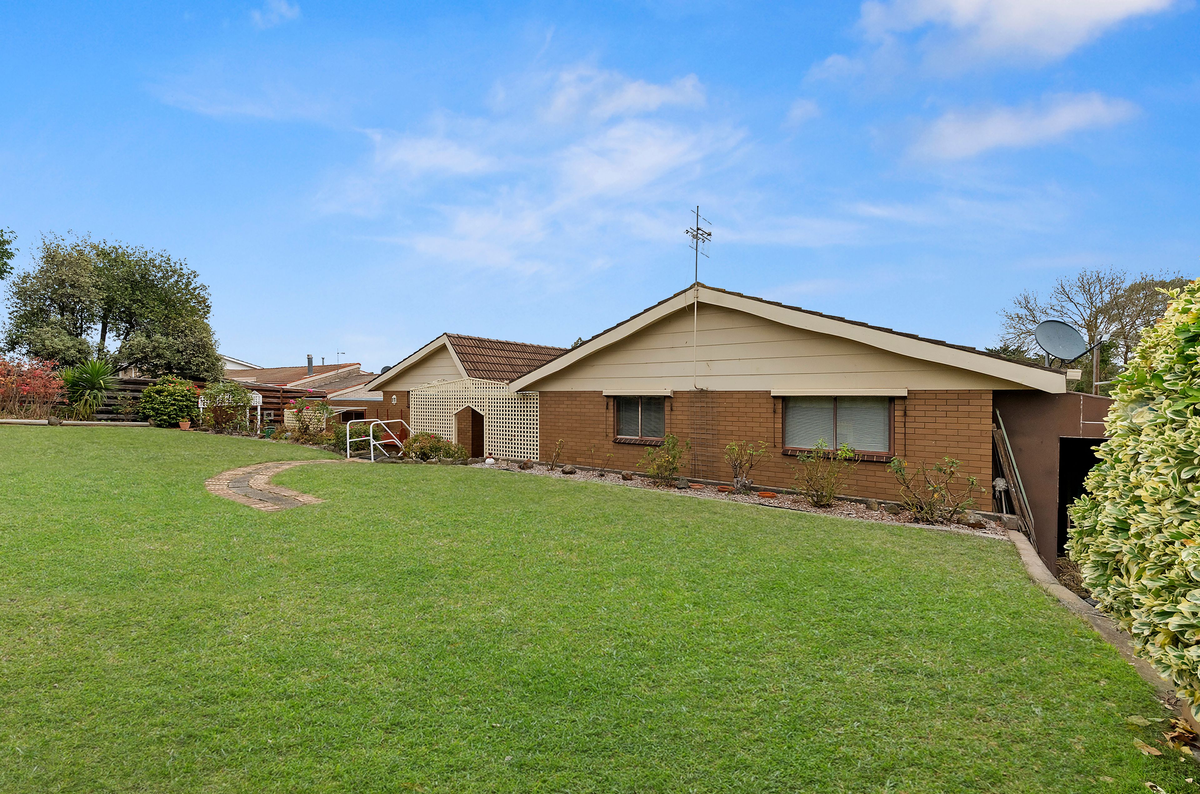 12 Ponting Drive — photo 12 of 15